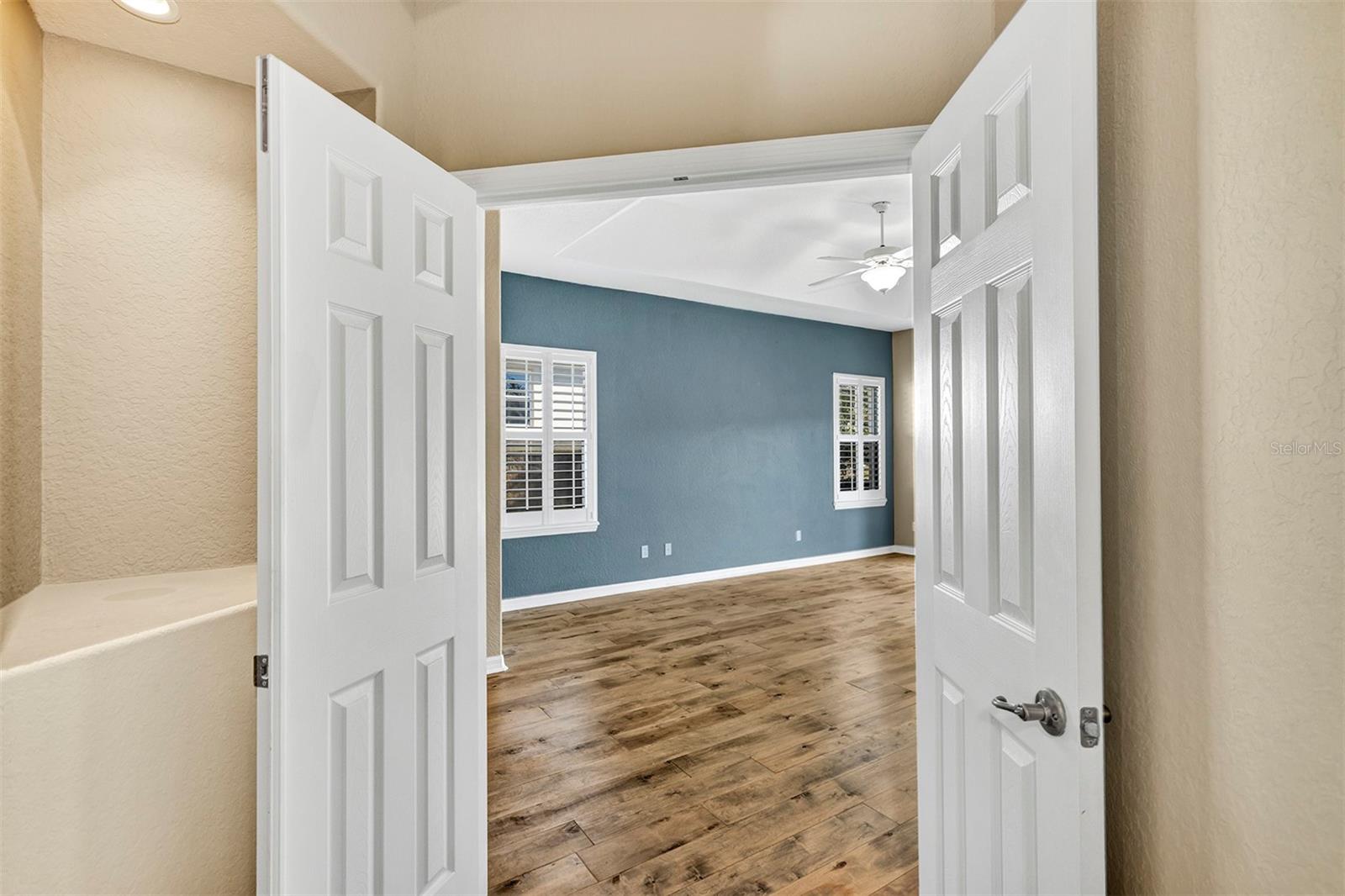 Image 20 of 59 For 9703 Spring Lake Drive