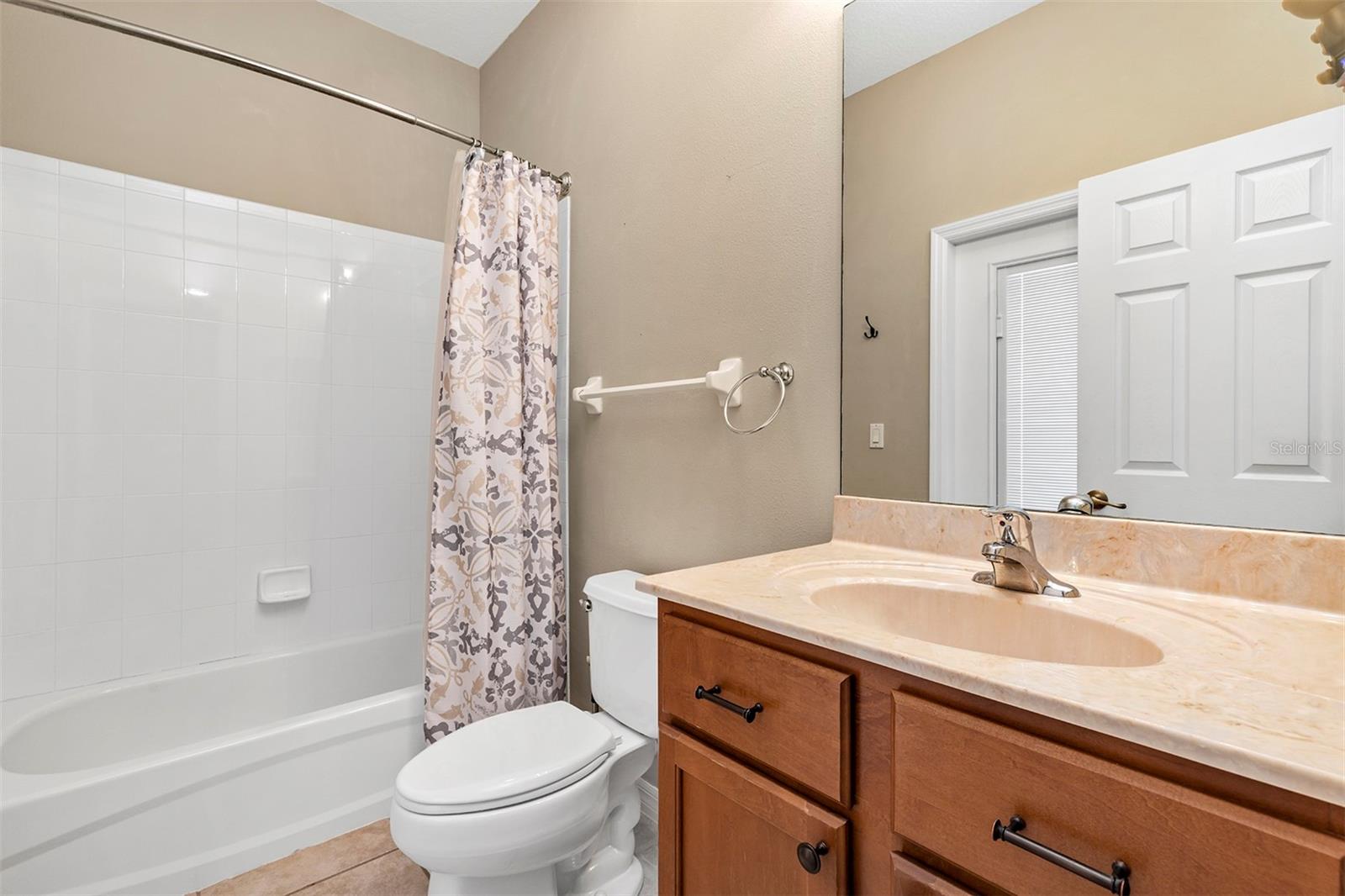 Image 32 of 59 For 9703 Spring Lake Drive