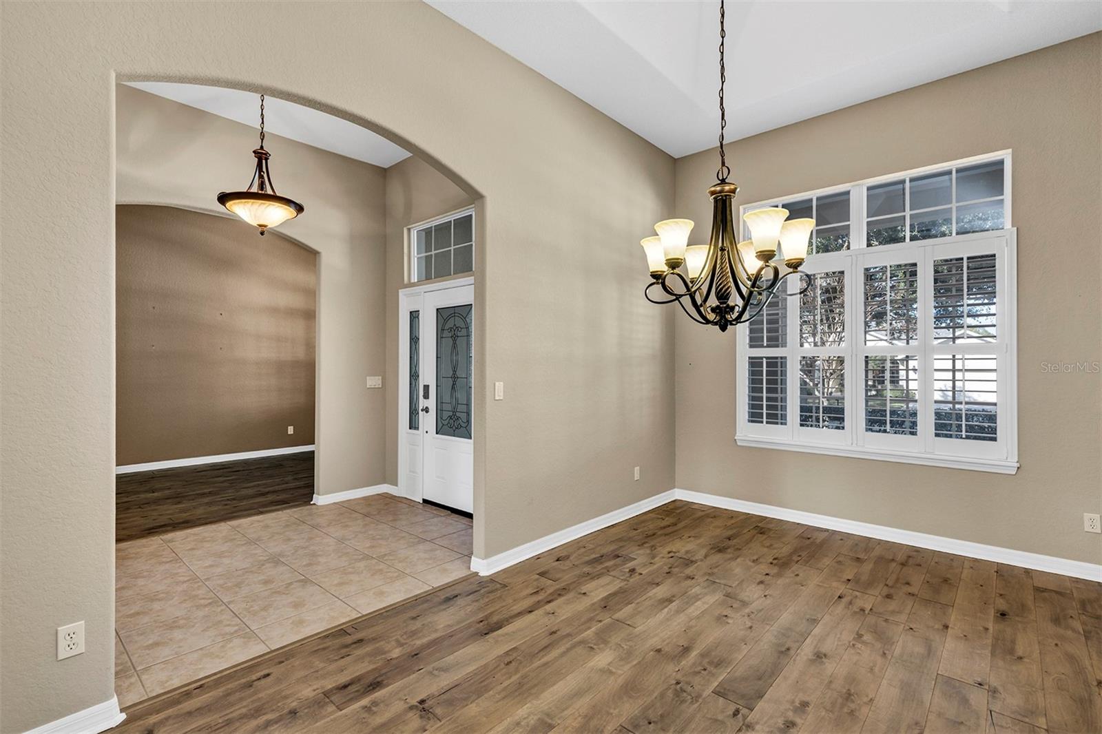 Image 7 of 59 For 9703 Spring Lake Drive