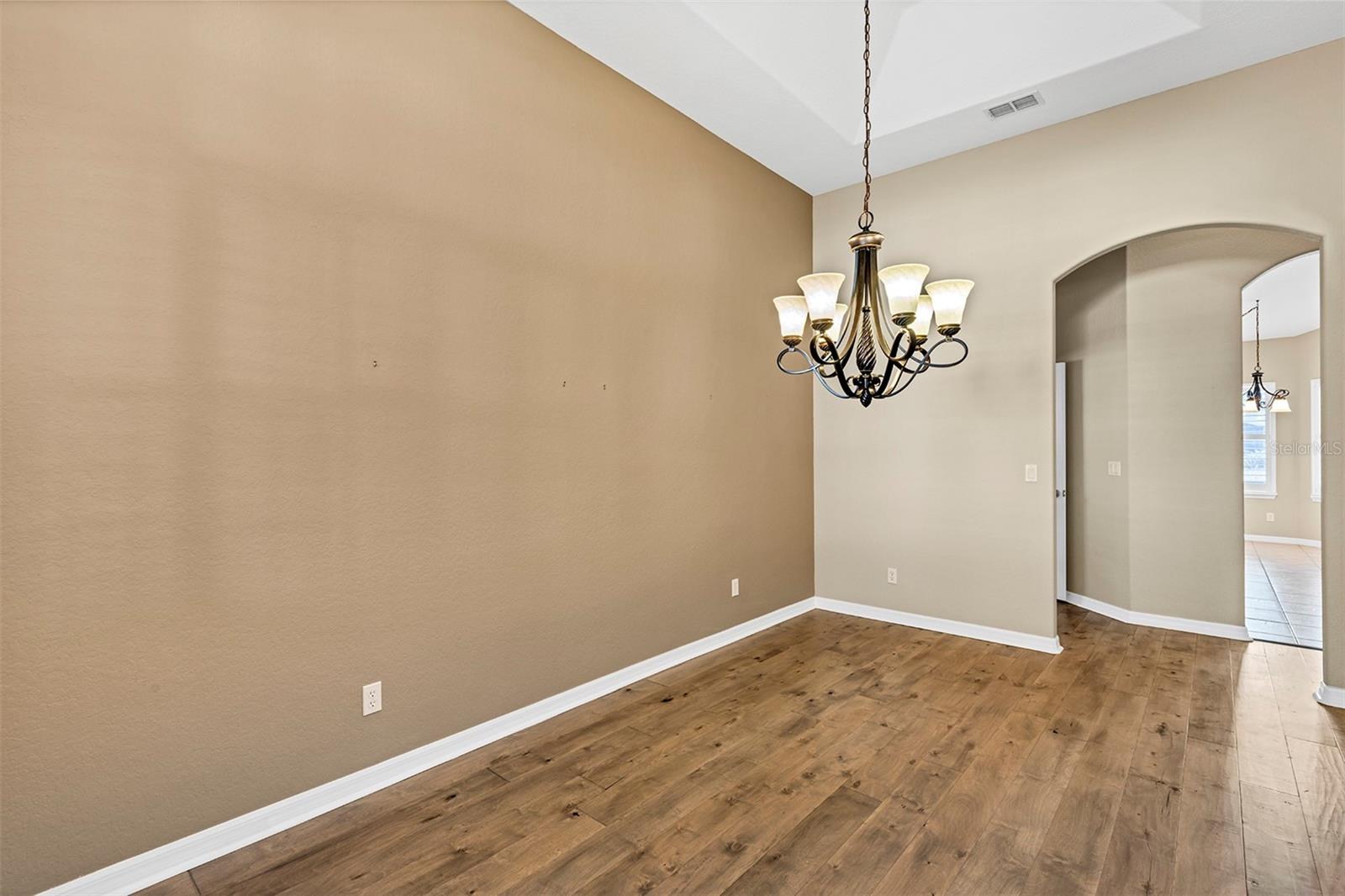 Image 9 of 59 For 9703 Spring Lake Drive