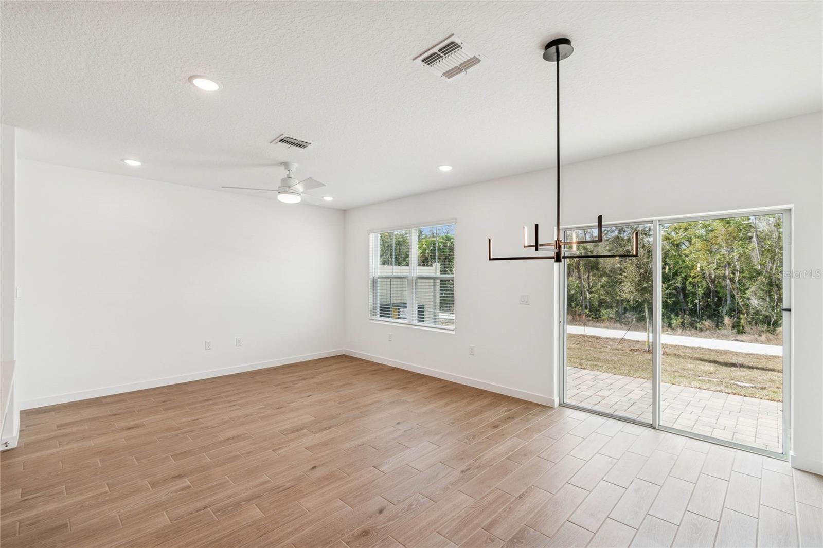 Image 12 of 29 For 3386 Withers Way 64