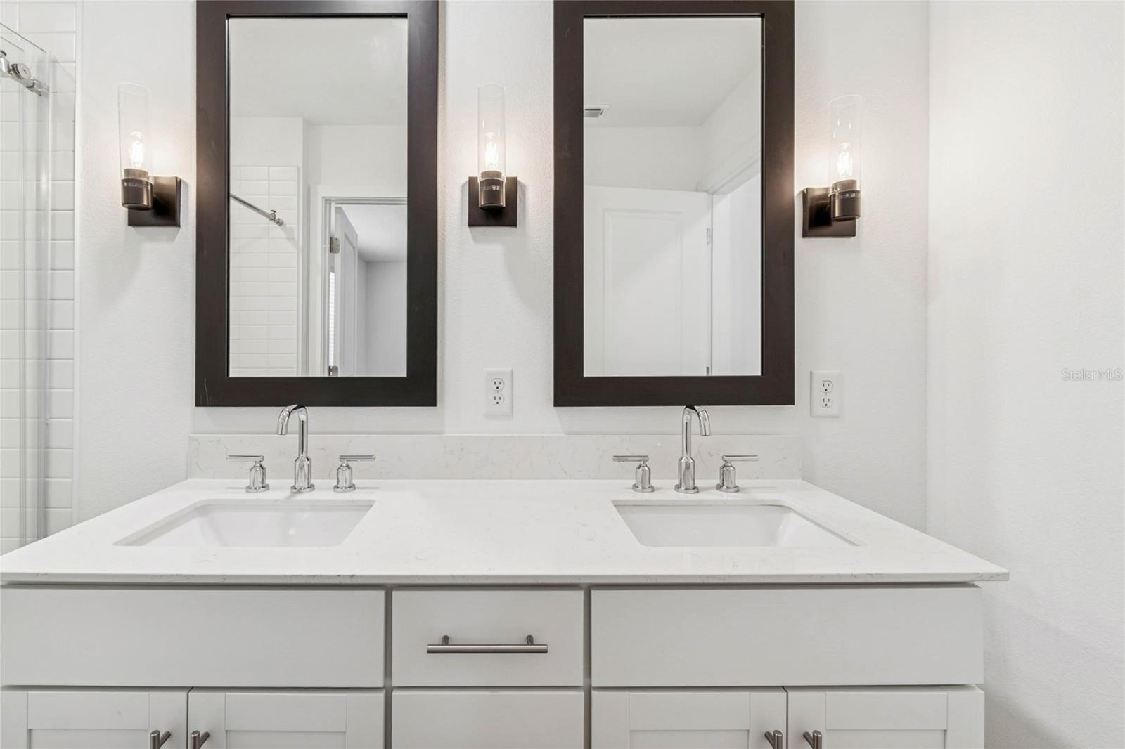 Image 18 of 29 For 3386 Withers Way 64