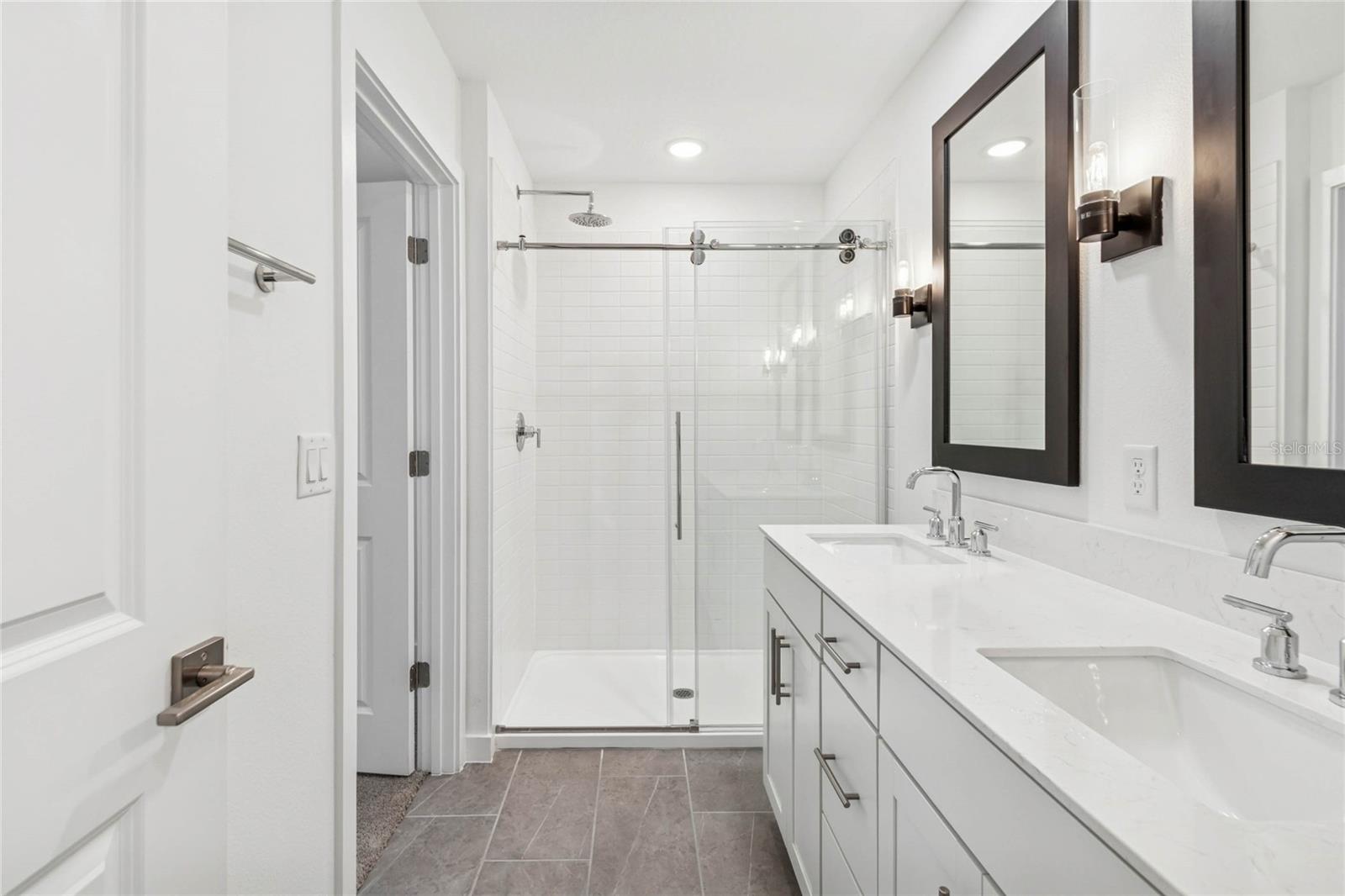 Image 20 of 29 For 3386 Withers Way 64