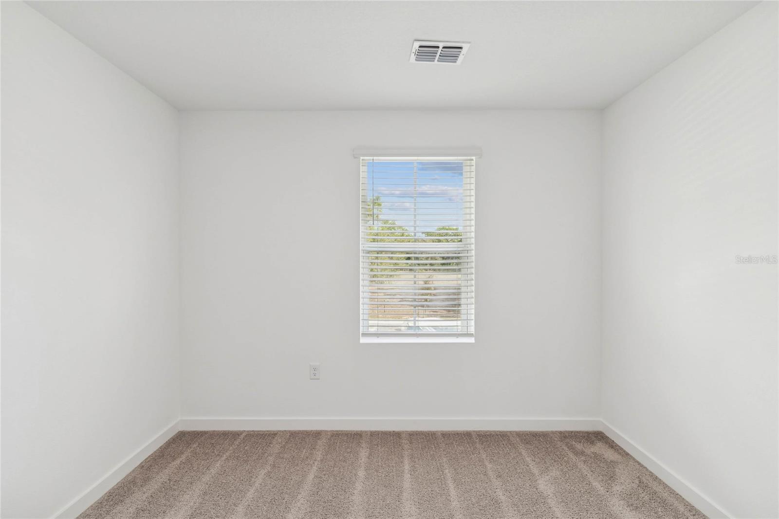 Image 24 of 29 For 3386 Withers Way 64