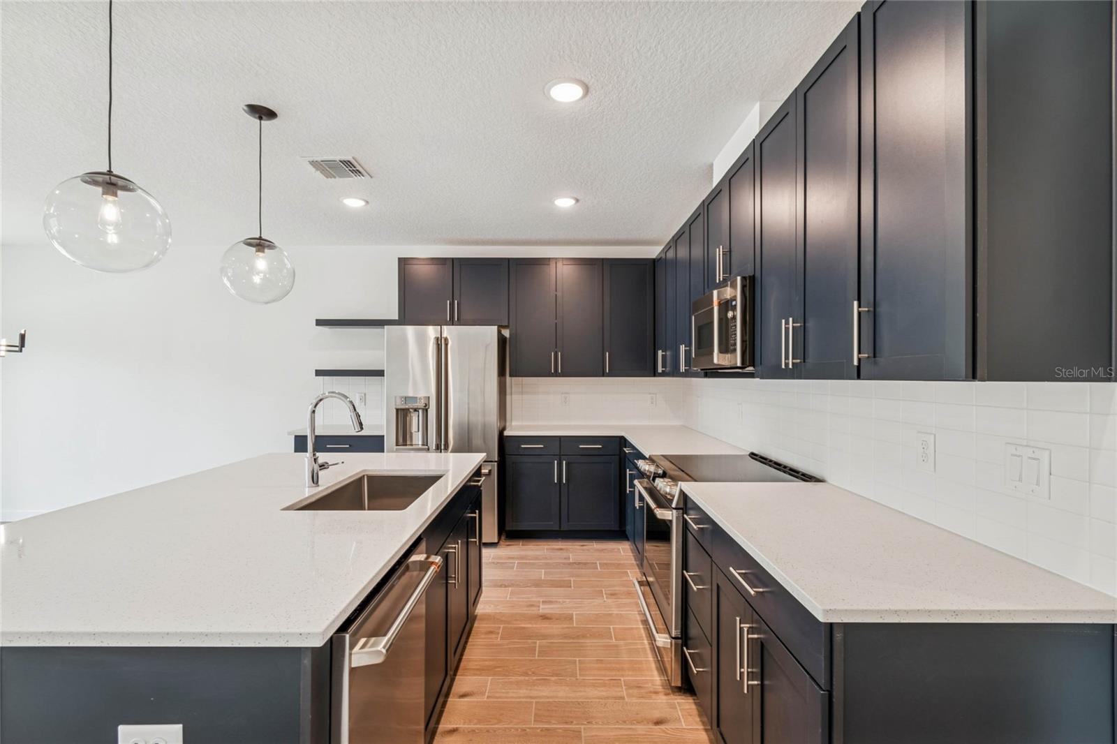 Image 4 of 29 For 3386 Withers Way 64