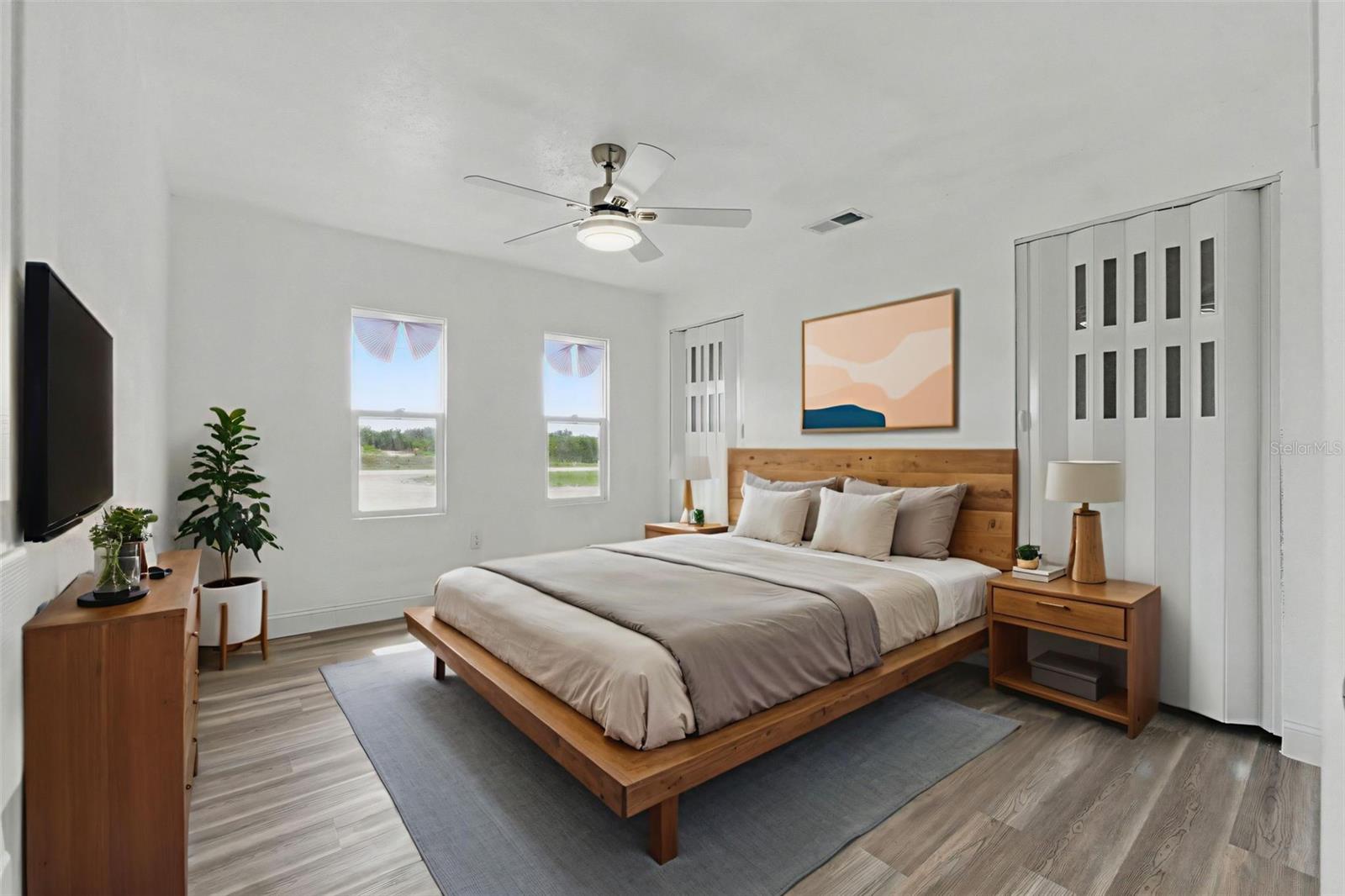 Image 13 of 28 For 8812 Oakwood Drive