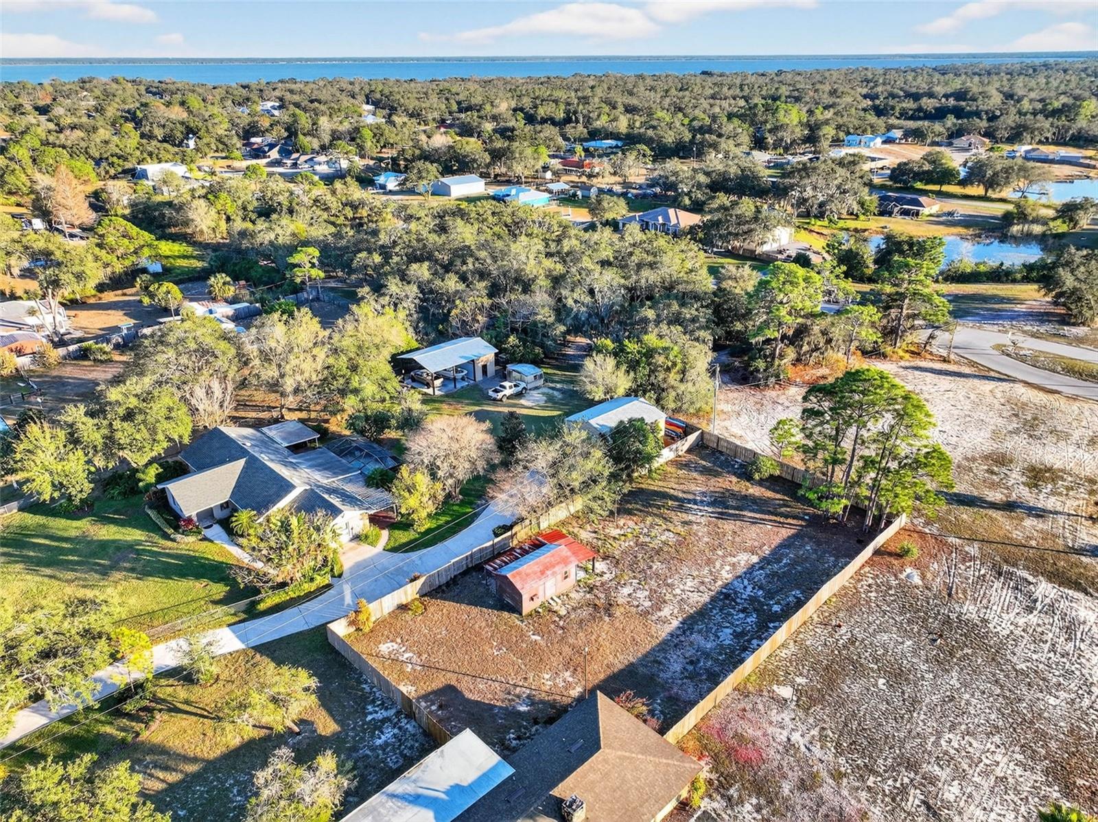 Image 23 of 28 For 8812 Oakwood Drive