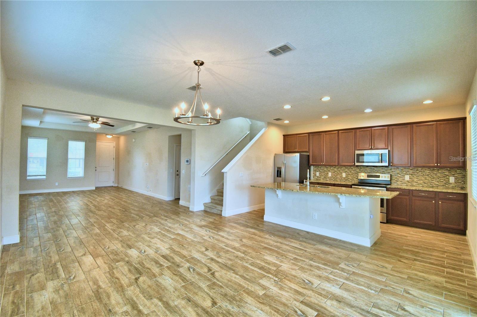 Image 11 of 67 For 193 Aberdeen Street