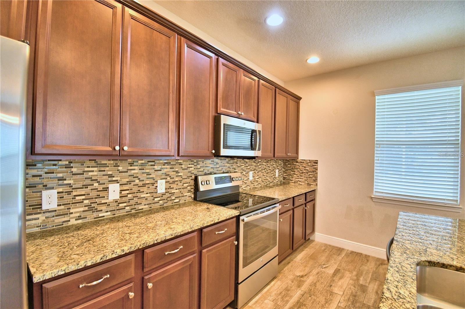 Image 15 of 67 For 193 Aberdeen Street