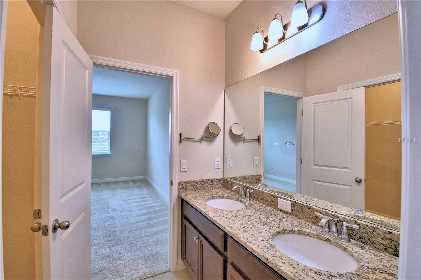 Image 29 of 67 For 193 Aberdeen Street