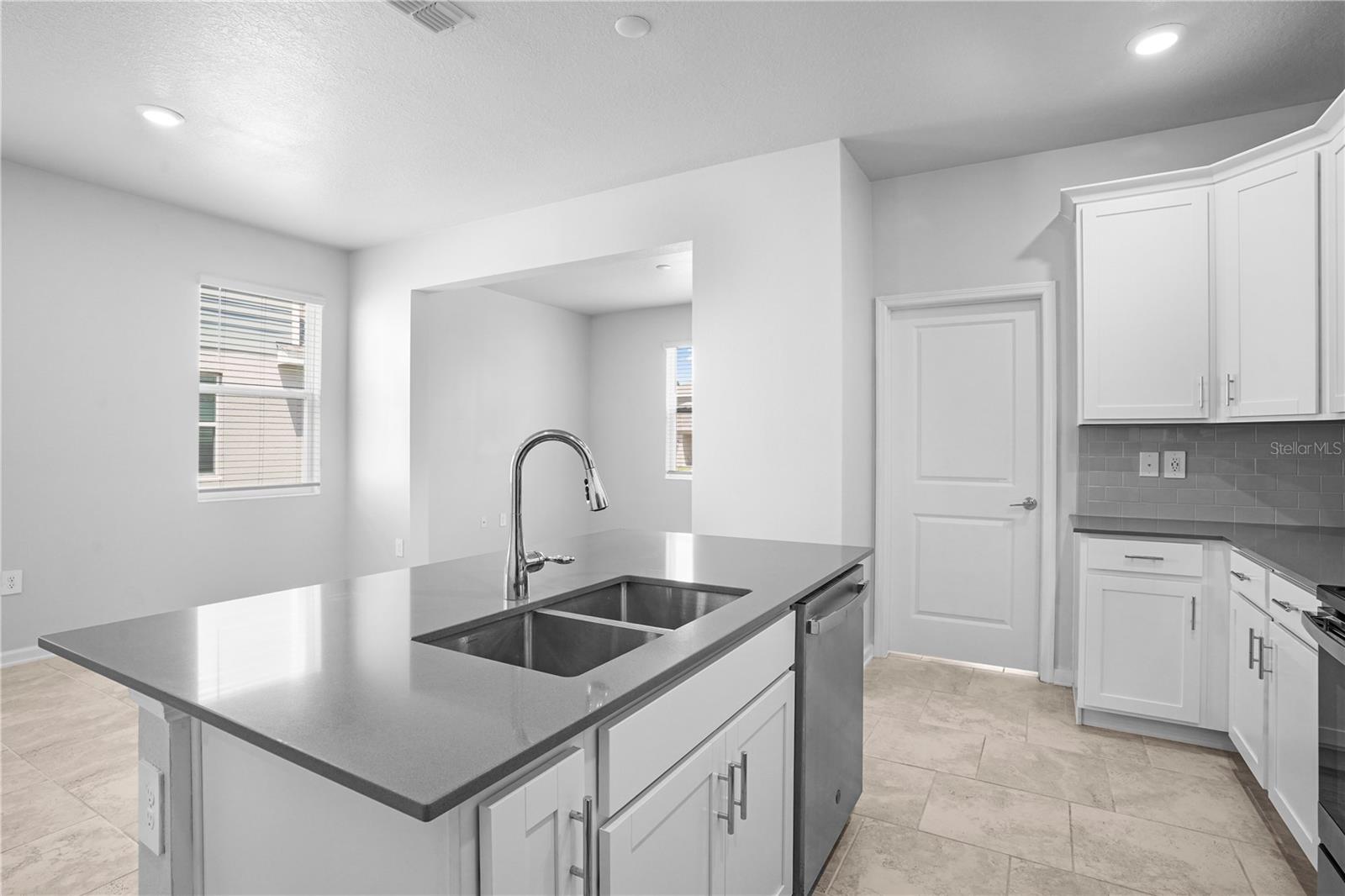 Image 14 of 43 For 6449 Sprucepine Lane