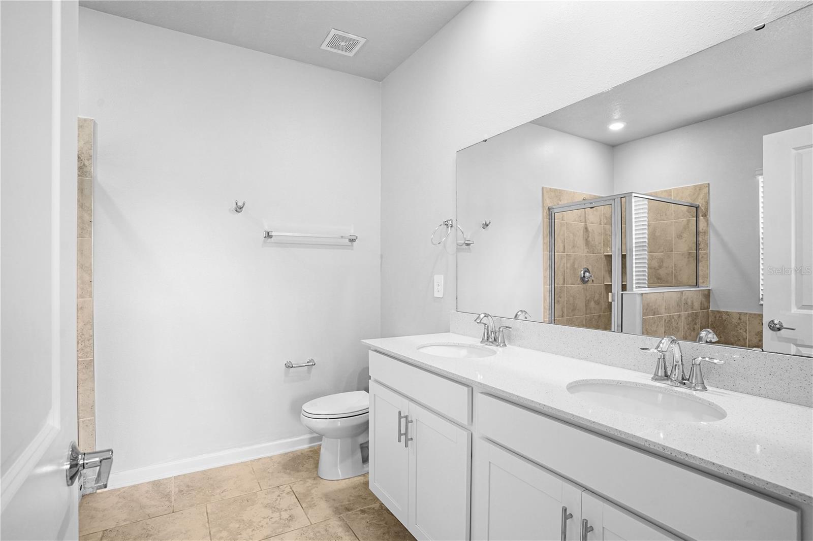 Image 27 of 43 For 6449 Sprucepine Lane