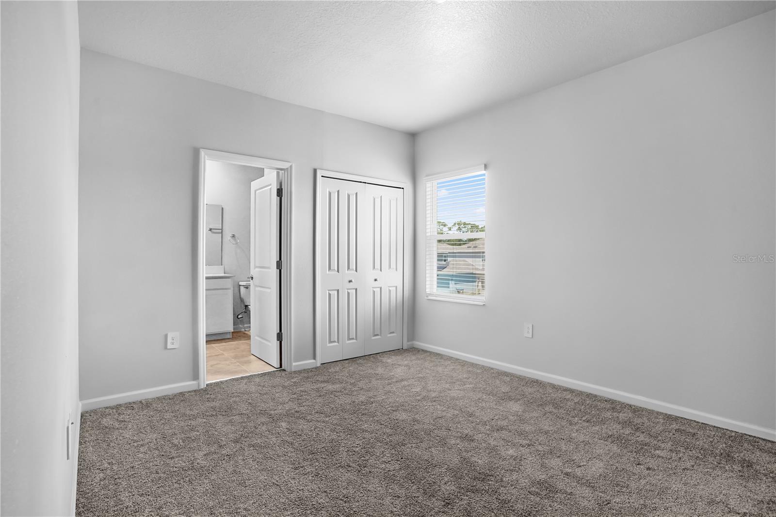 Image 32 of 43 For 6449 Sprucepine Lane