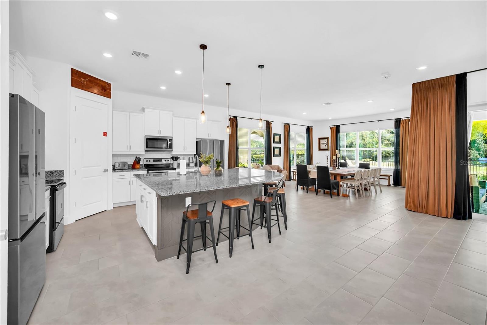 Image 25 of 84 For 1213 Radiant Street