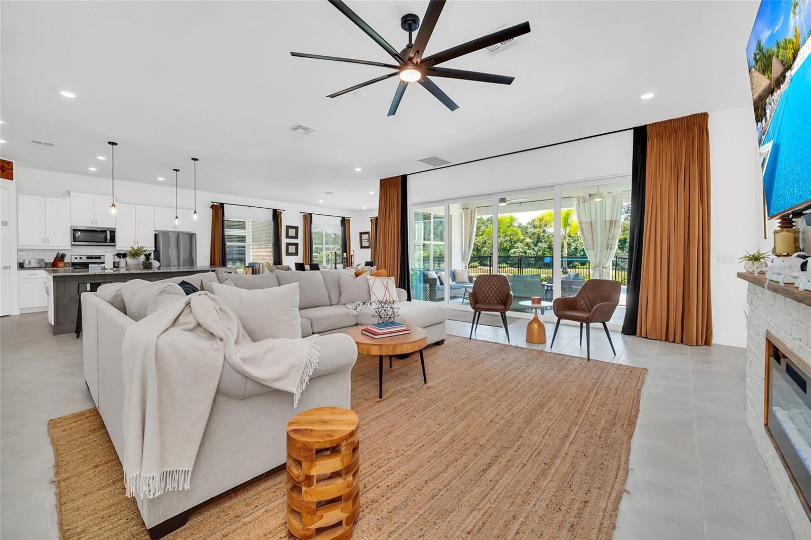 Image 32 of 84 For 1213 Radiant Street