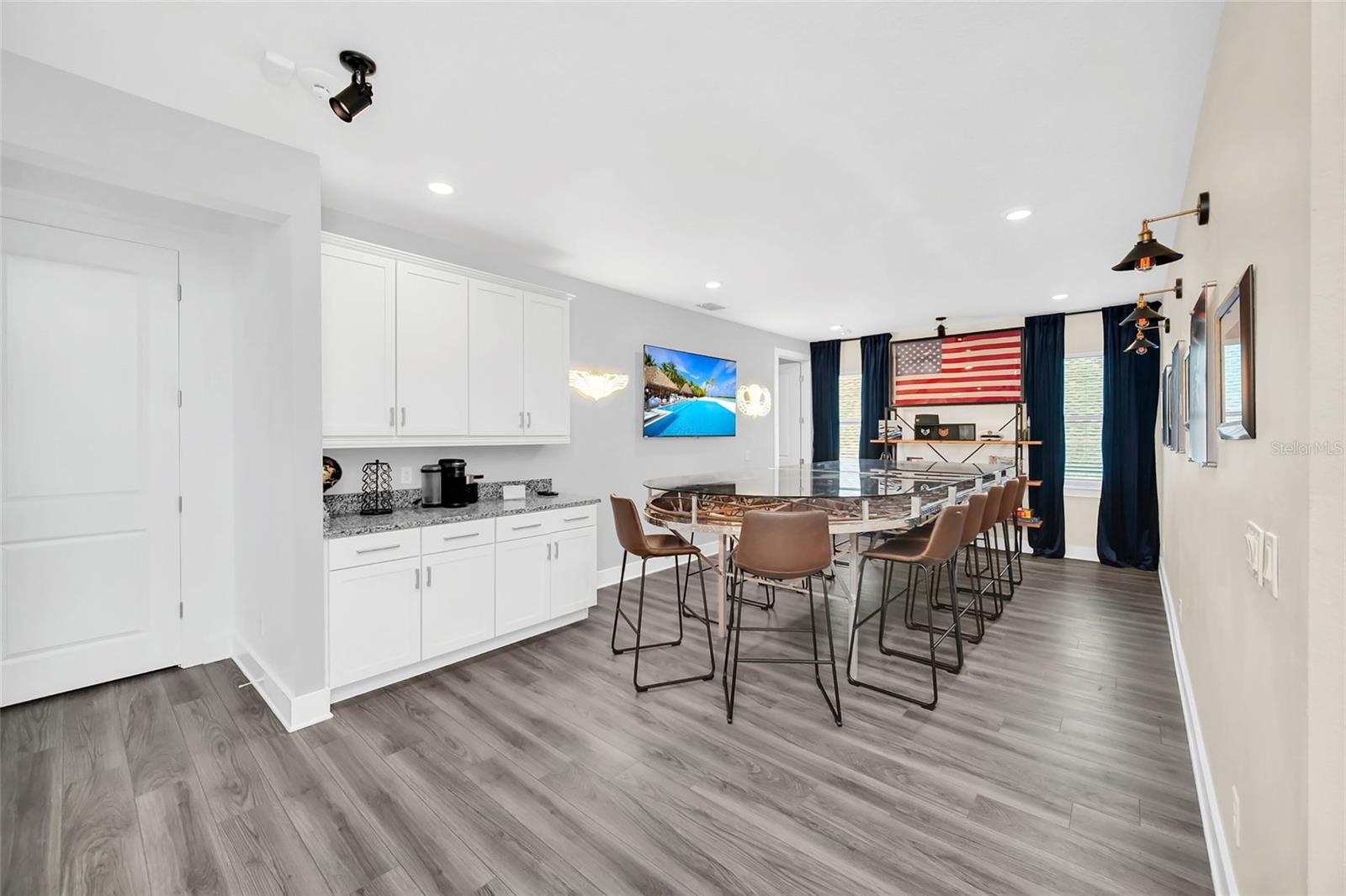 Image 39 of 84 For 1213 Radiant Street