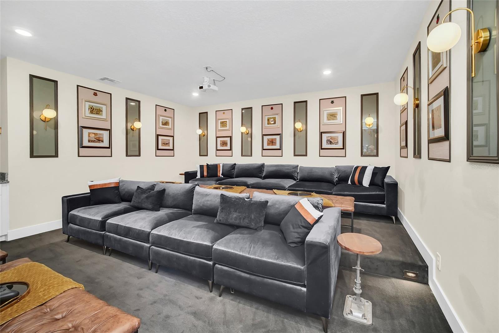 Image 42 of 84 For 1213 Radiant Street