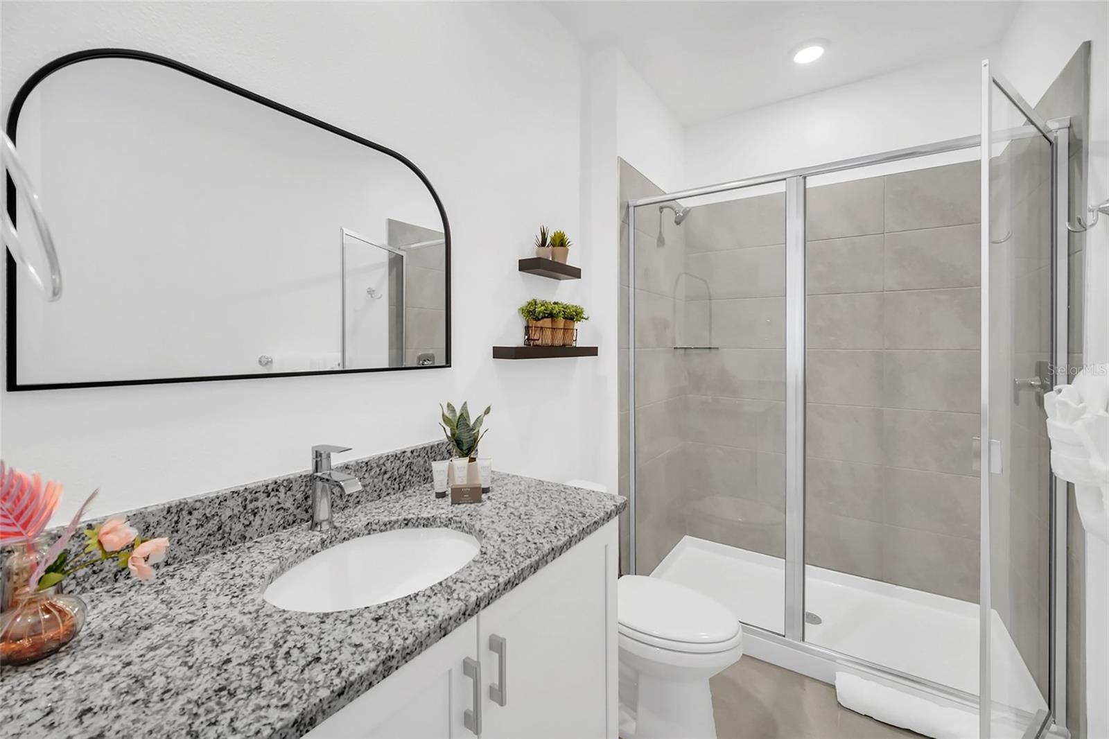 Image 60 of 84 For 1213 Radiant Street