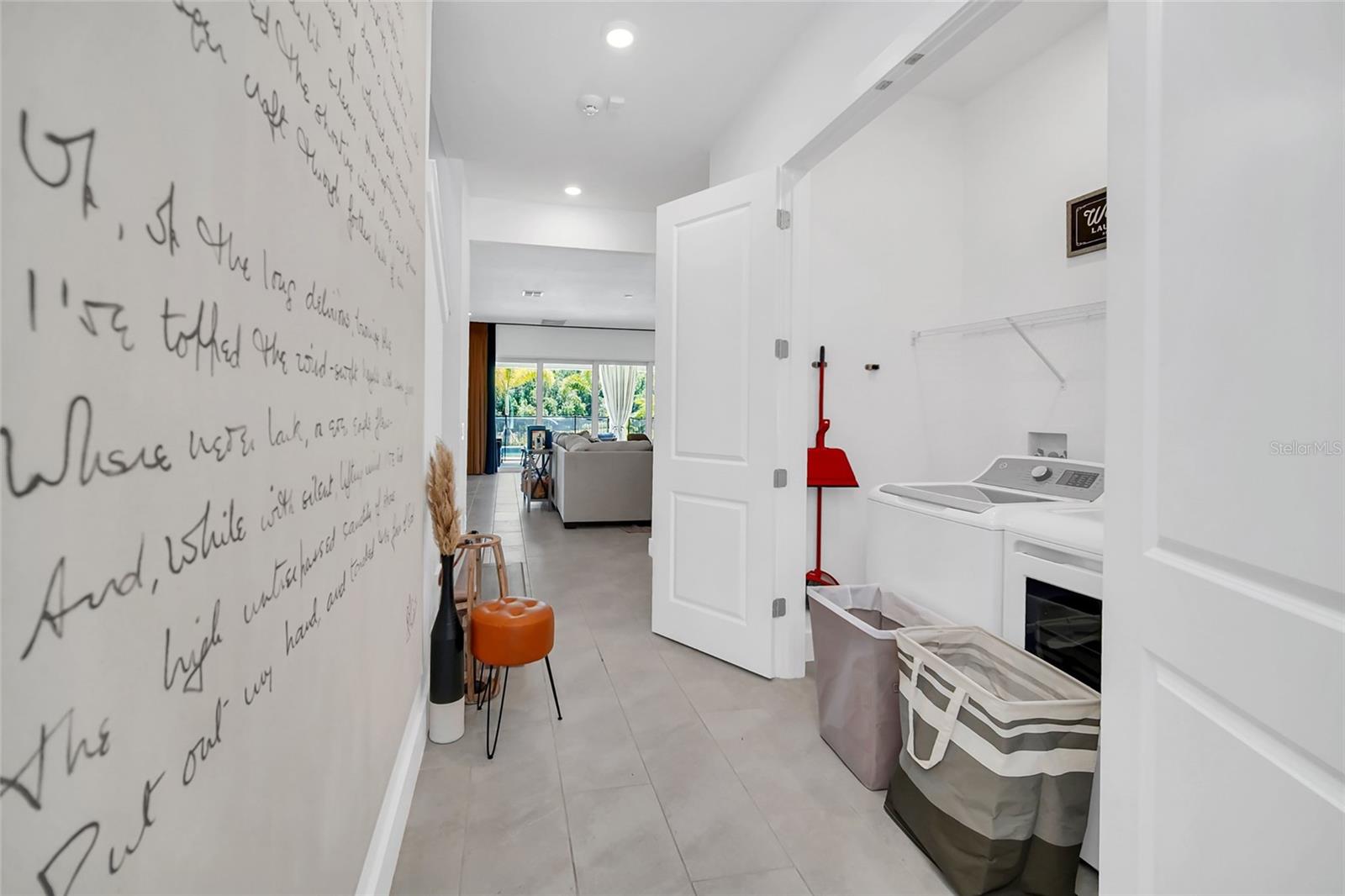 Image 68 of 84 For 1213 Radiant Street