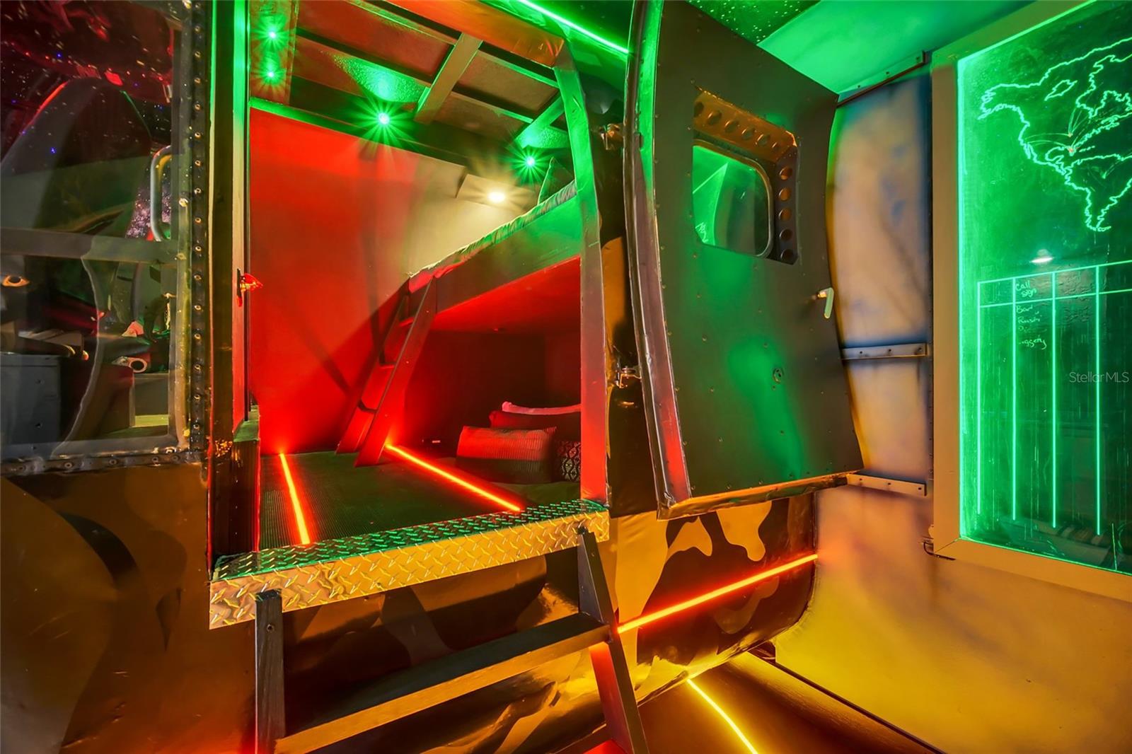 Image 8 of 84 For 1213 Radiant Street