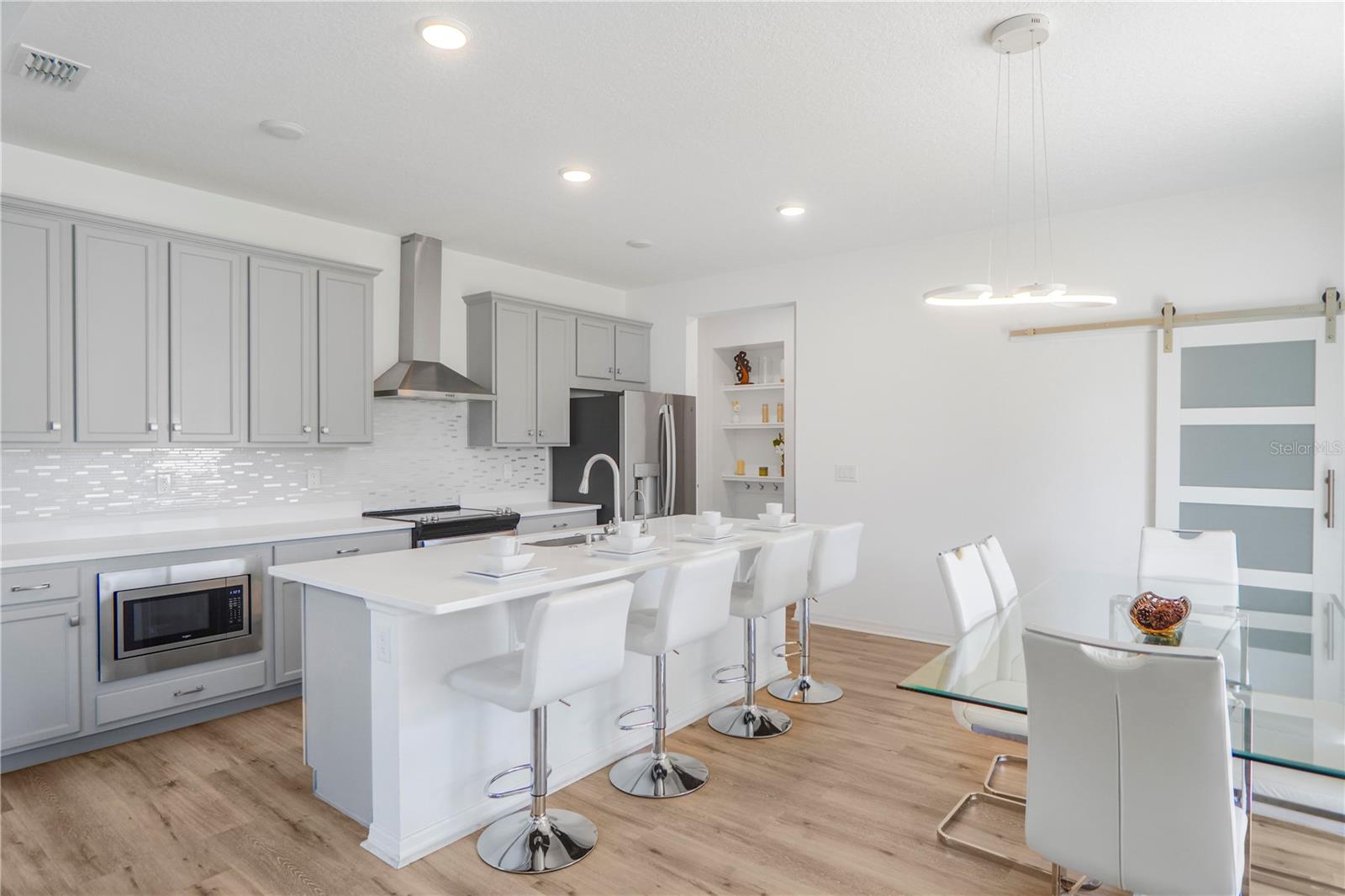 Image 16 of 80 For 2045 Suwannee Banks Street