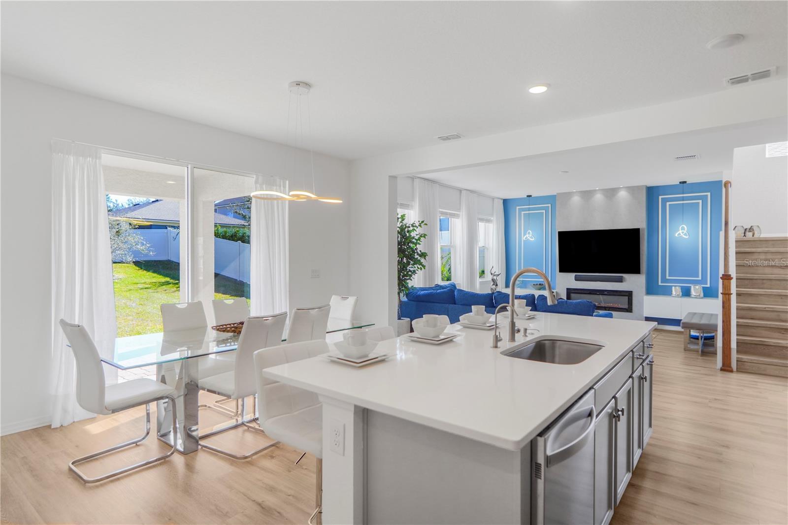 Image 22 of 80 For 2045 Suwannee Banks Street