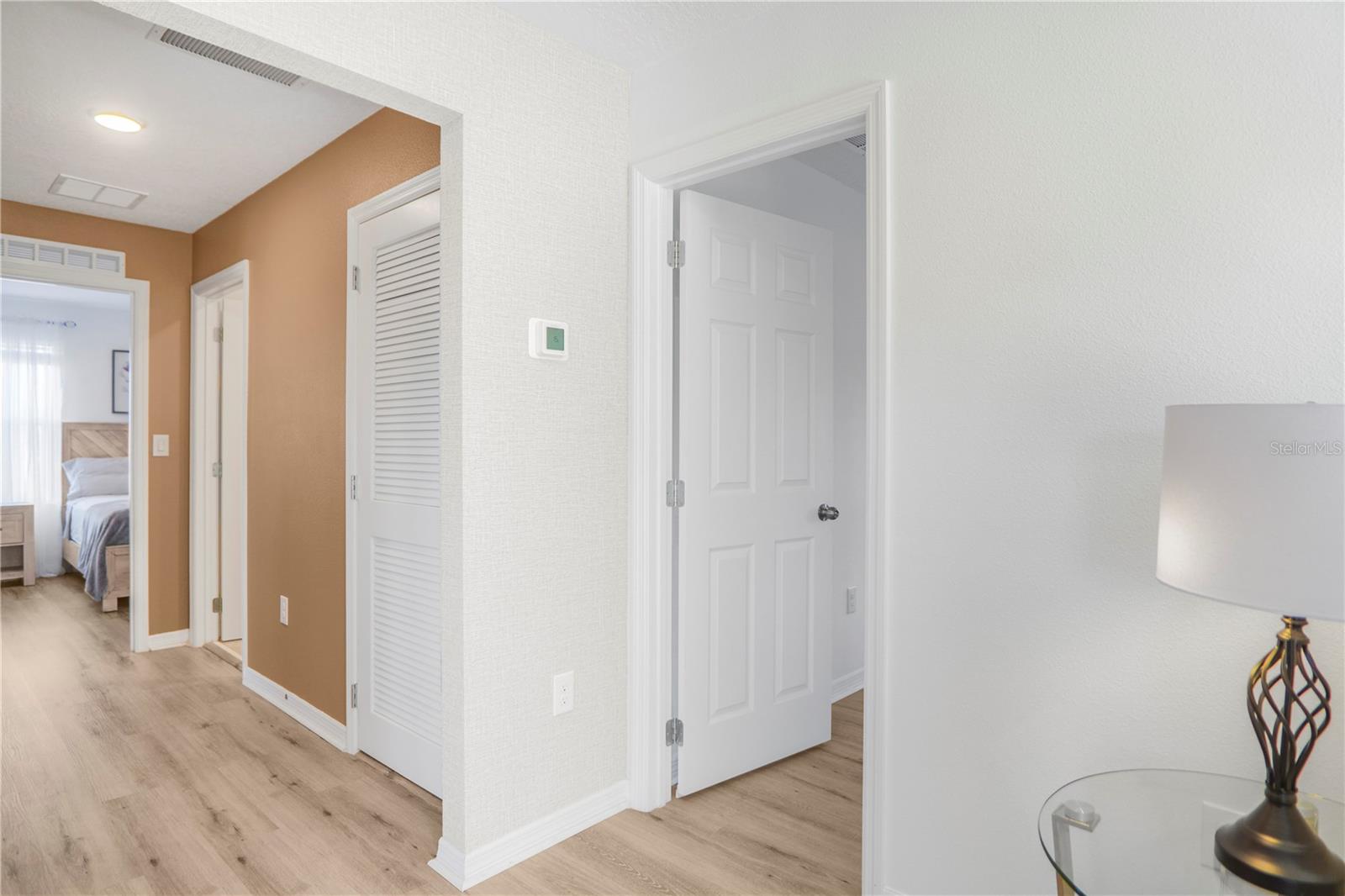 Image 32 of 80 For 2045 Suwannee Banks Street