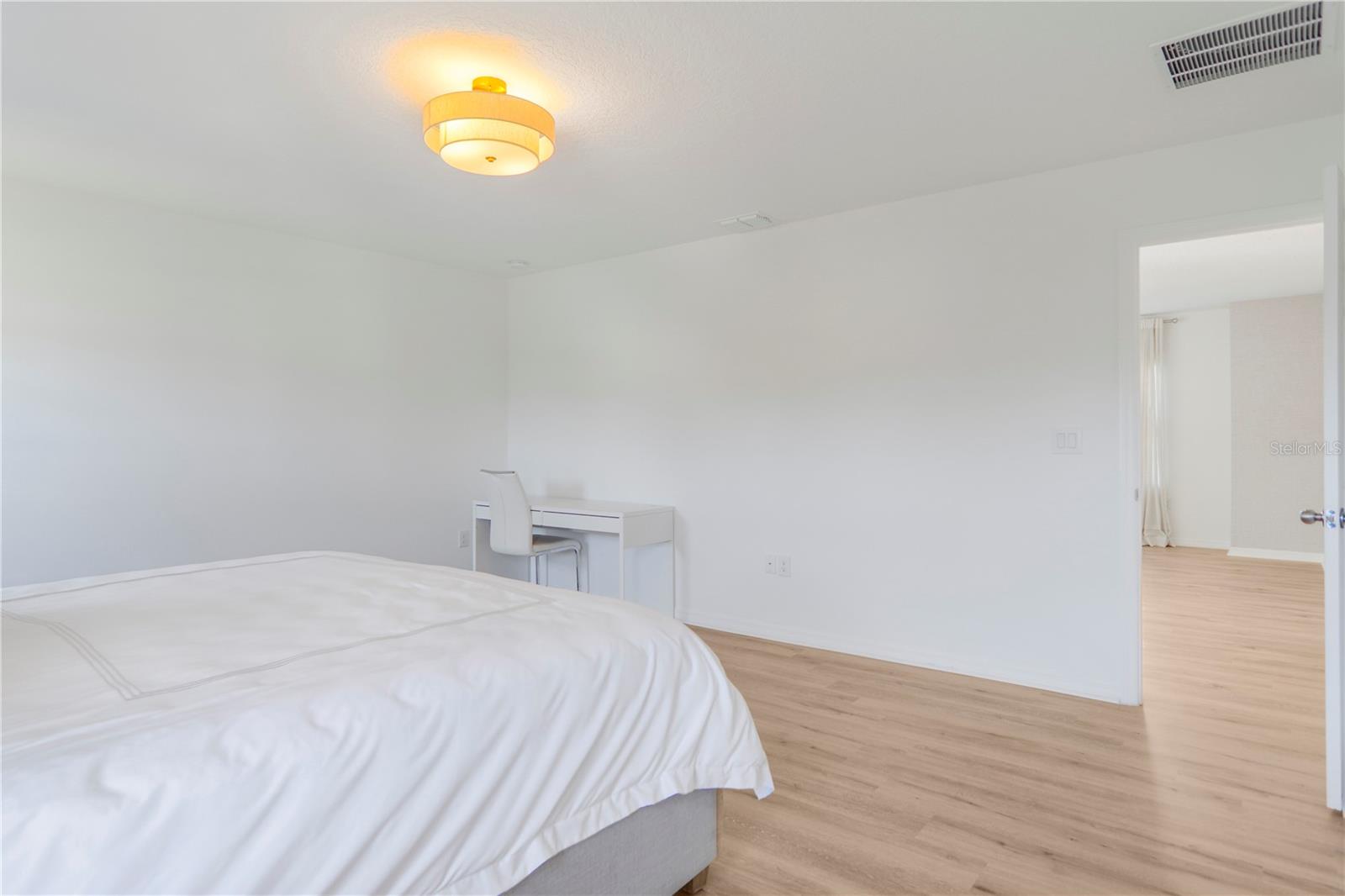 Image 35 of 80 For 2045 Suwannee Banks Street