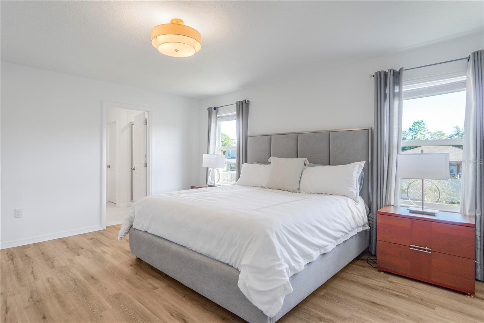 Image 36 of 80 For 2045 Suwannee Banks Street