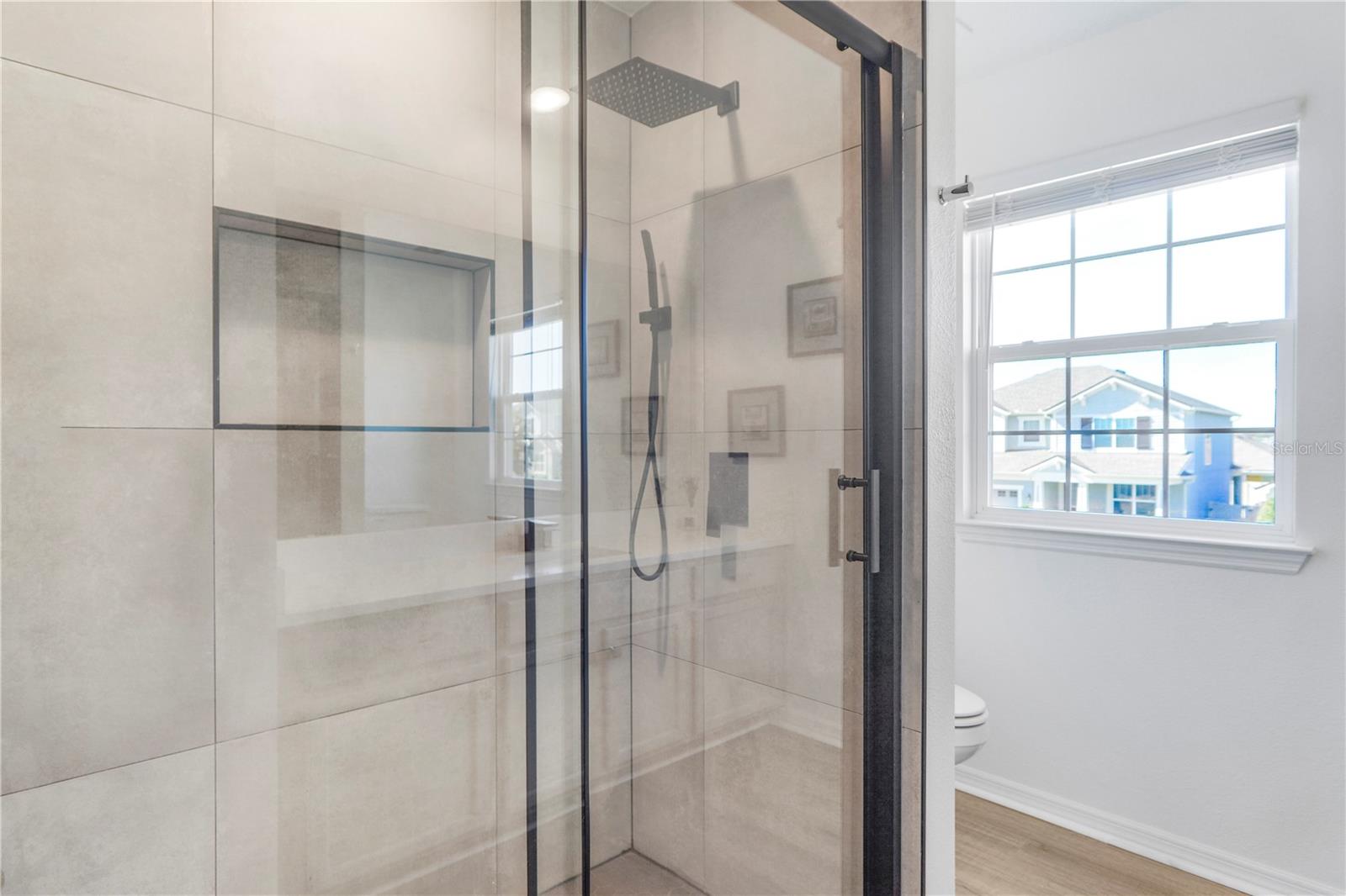 Image 42 of 80 For 2045 Suwannee Banks Street