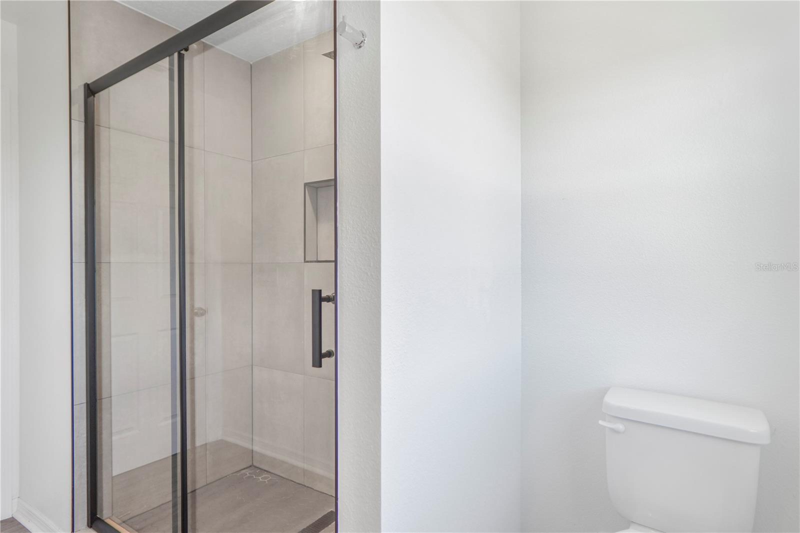 Image 44 of 80 For 2045 Suwannee Banks Street