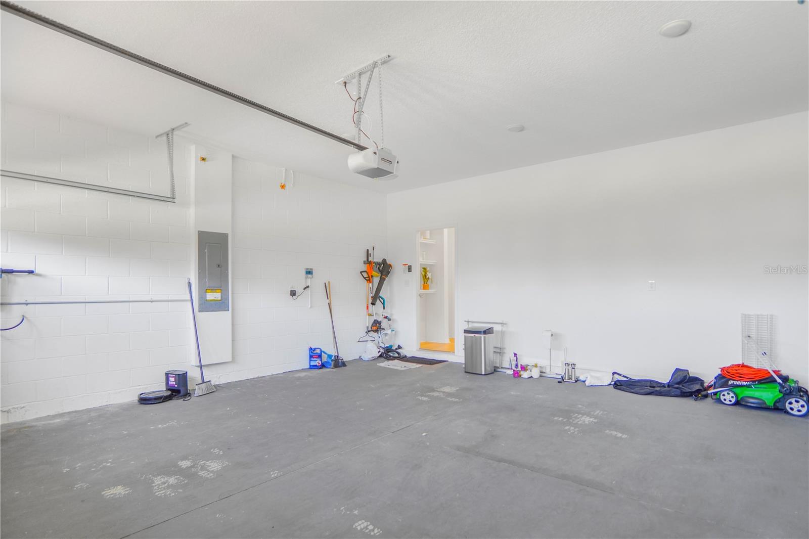 Image 52 of 80 For 2045 Suwannee Banks Street