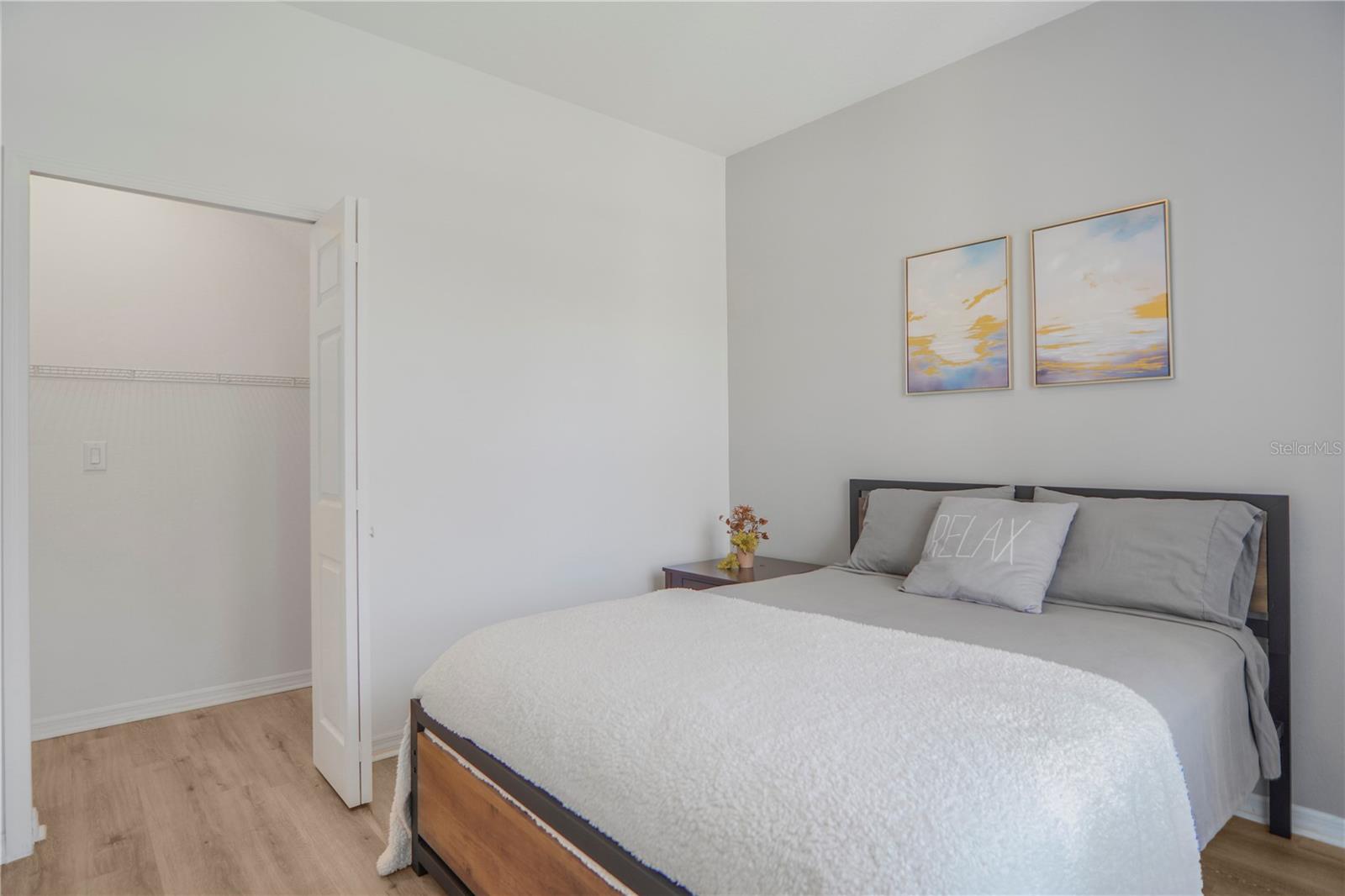 Image 6 of 80 For 2045 Suwannee Banks Street