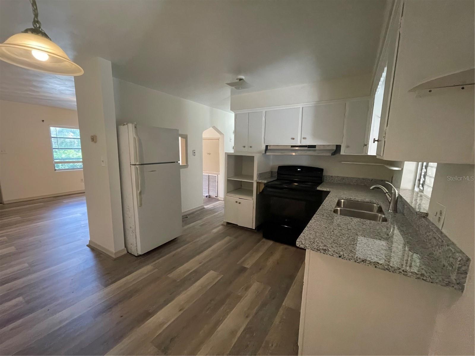 Image 5 of 13 For 143 South Street