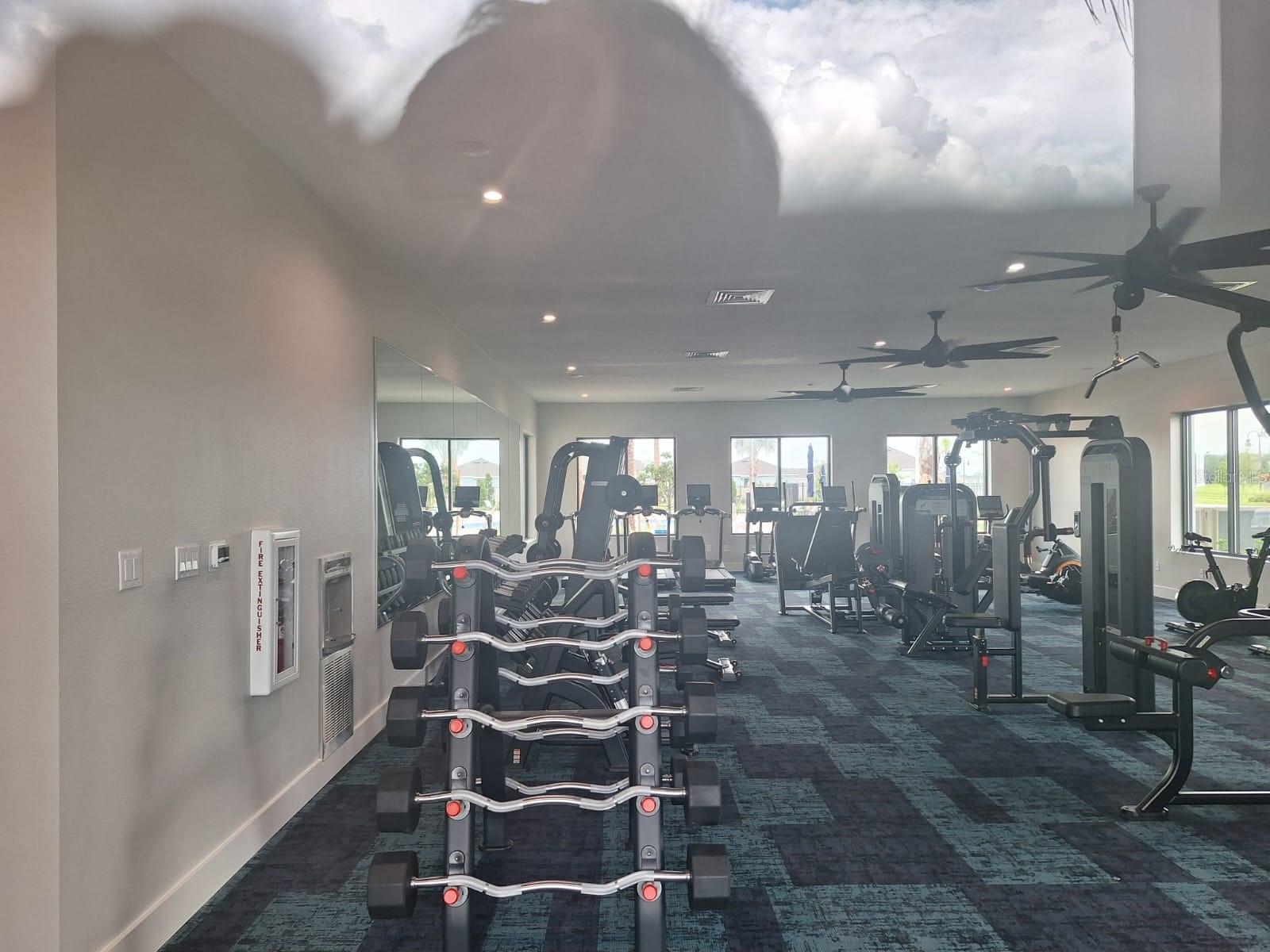 Image 15 of 18 For 3999 Ambrose Avenue B