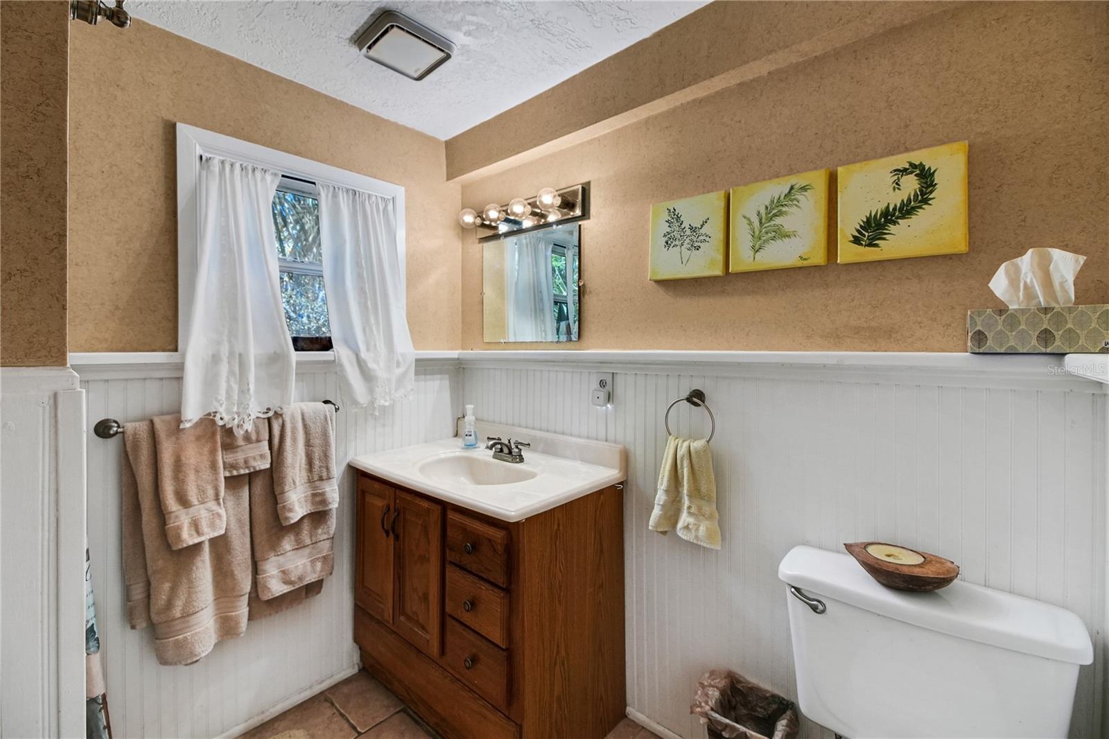 Image 11 of 69 For 257 Desoto Avenue