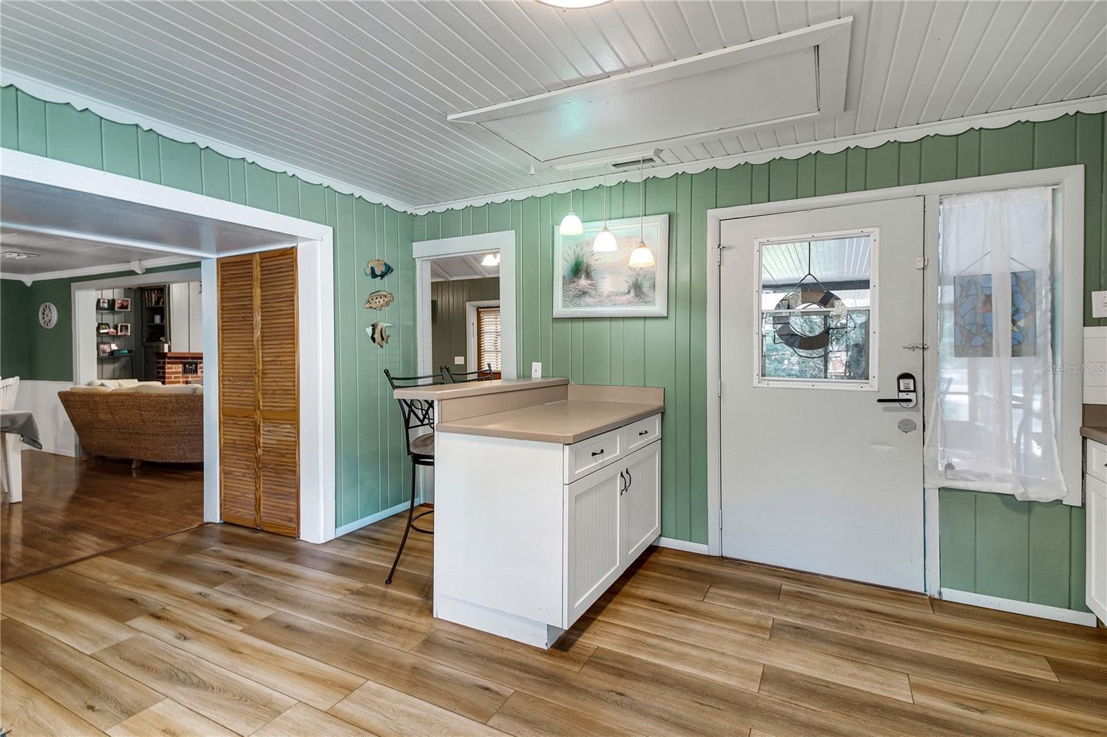 Image 30 of 69 For 257 Desoto Avenue