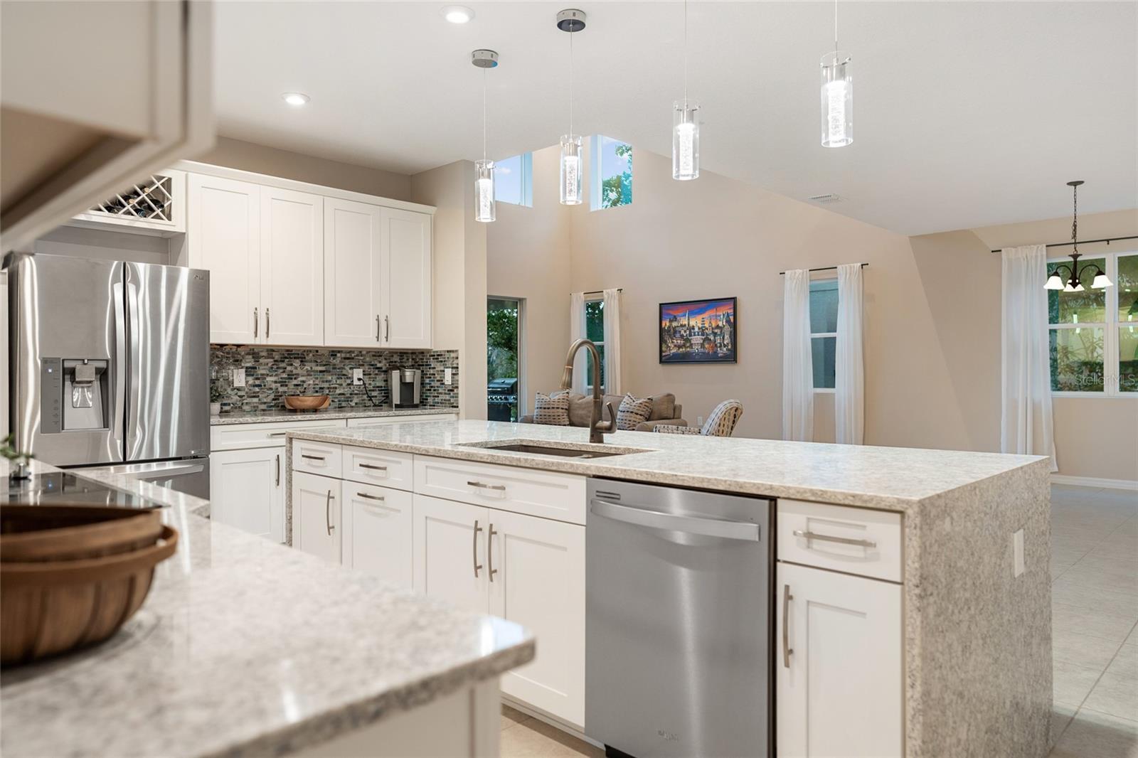 Image 14 of 80 For 16975 Wingspread Loop