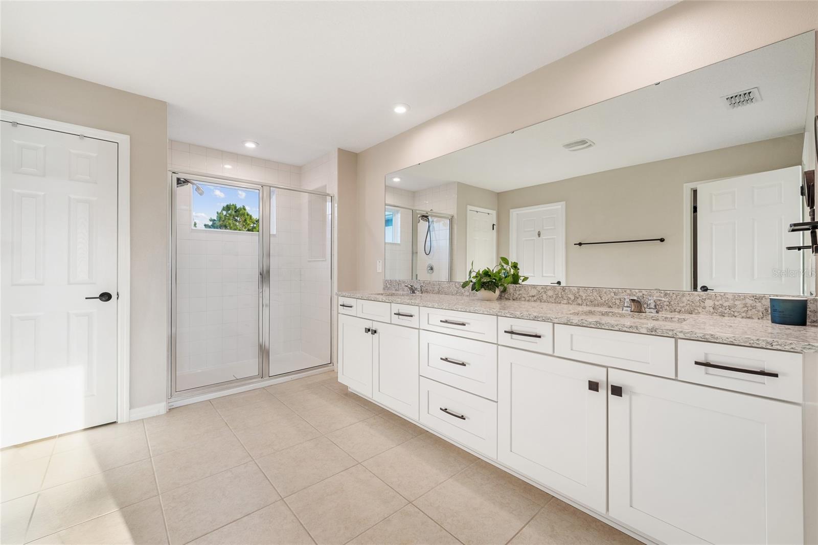 Image 37 of 80 For 16975 Wingspread Loop