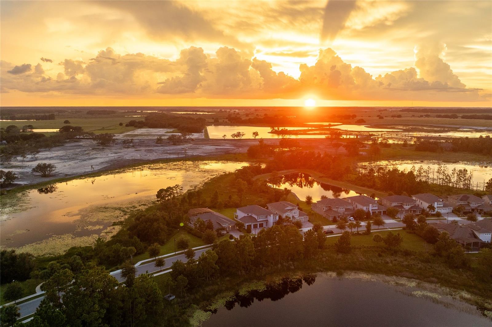 Image 73 of 80 For 16975 Wingspread Loop