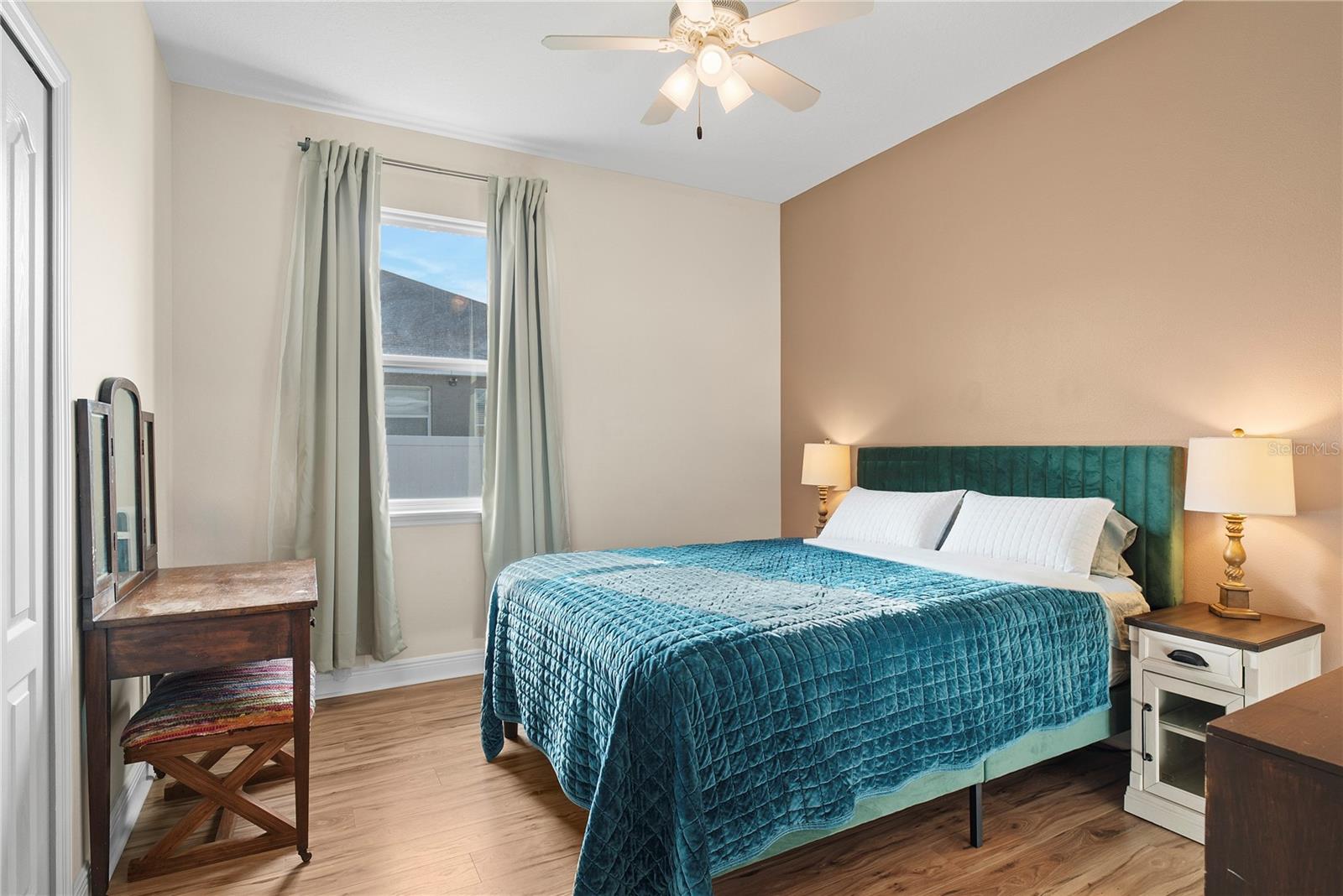 Image 15 of 37 For 707 Grassy Stone Drive