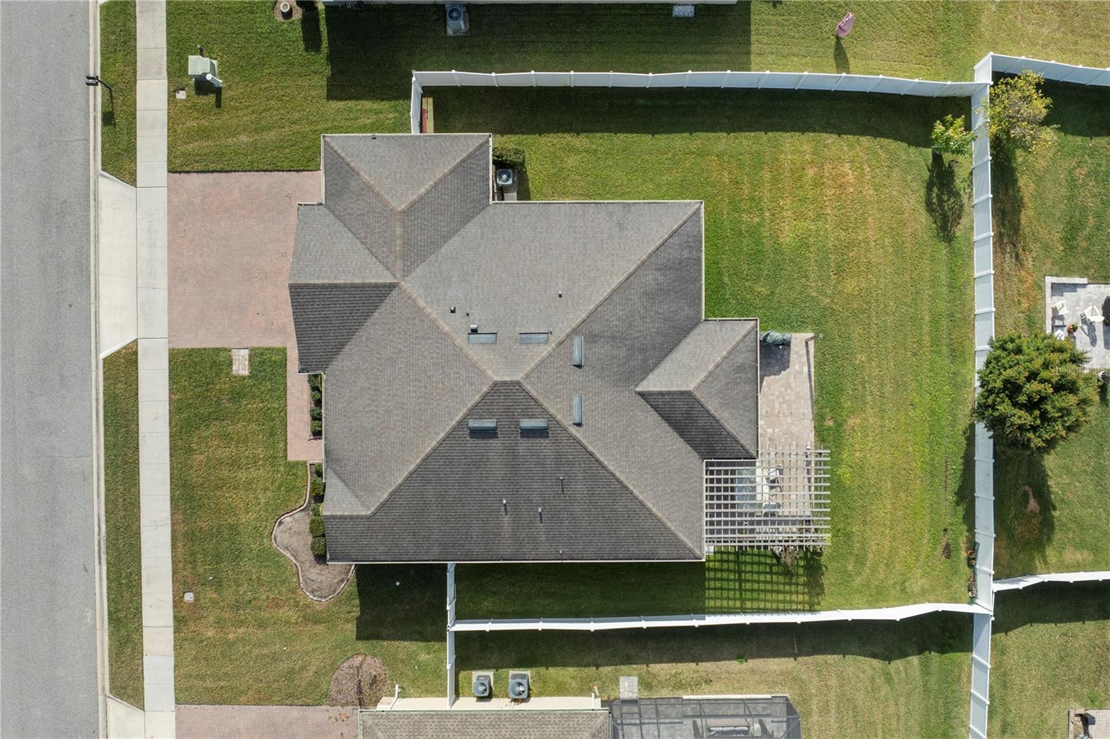 Image 25 of 37 For 707 Grassy Stone Drive