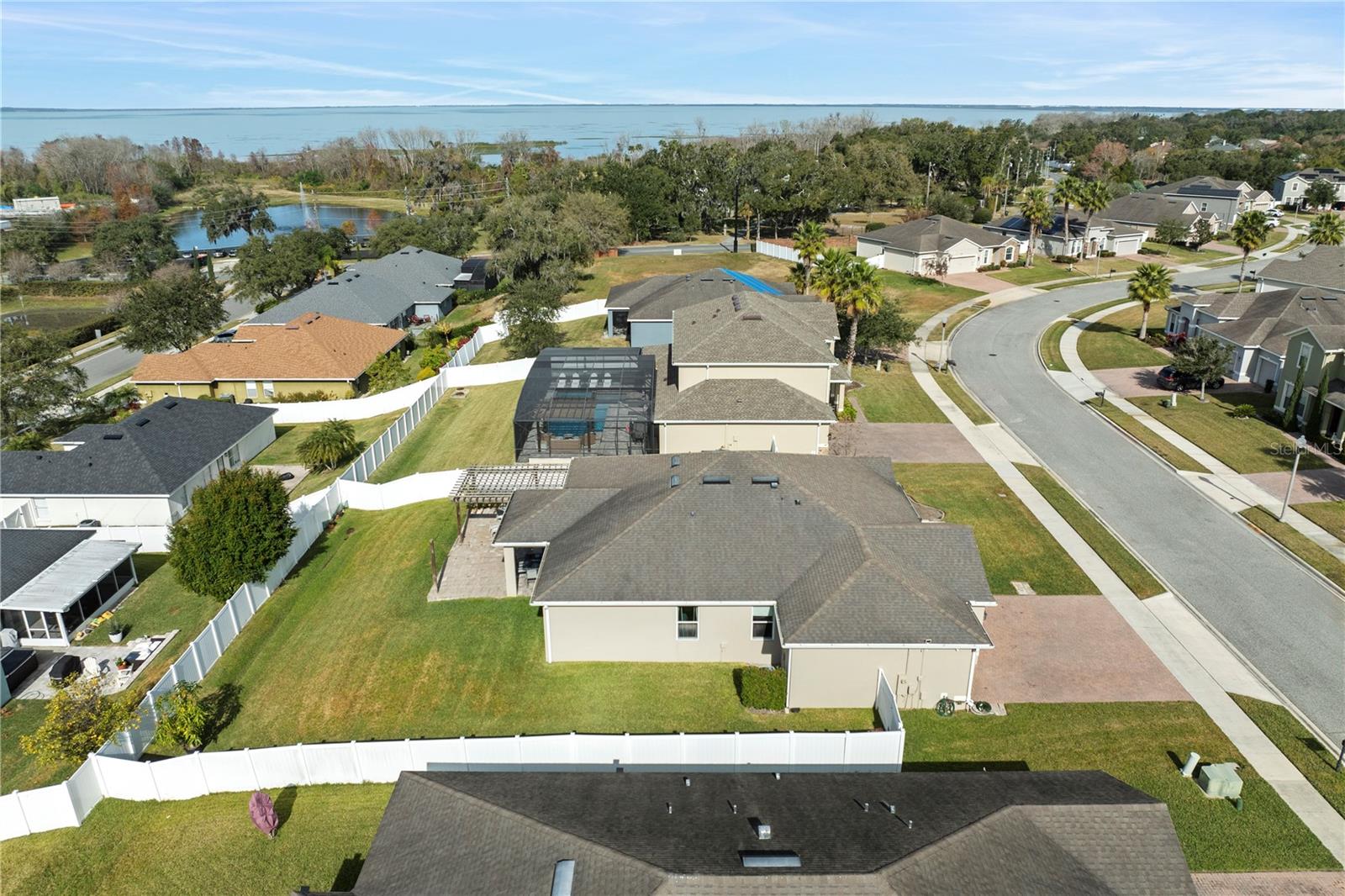 Image 28 of 37 For 707 Grassy Stone Drive