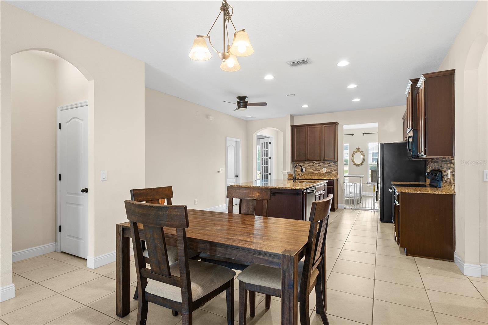 Image 7 of 37 For 707 Grassy Stone Drive