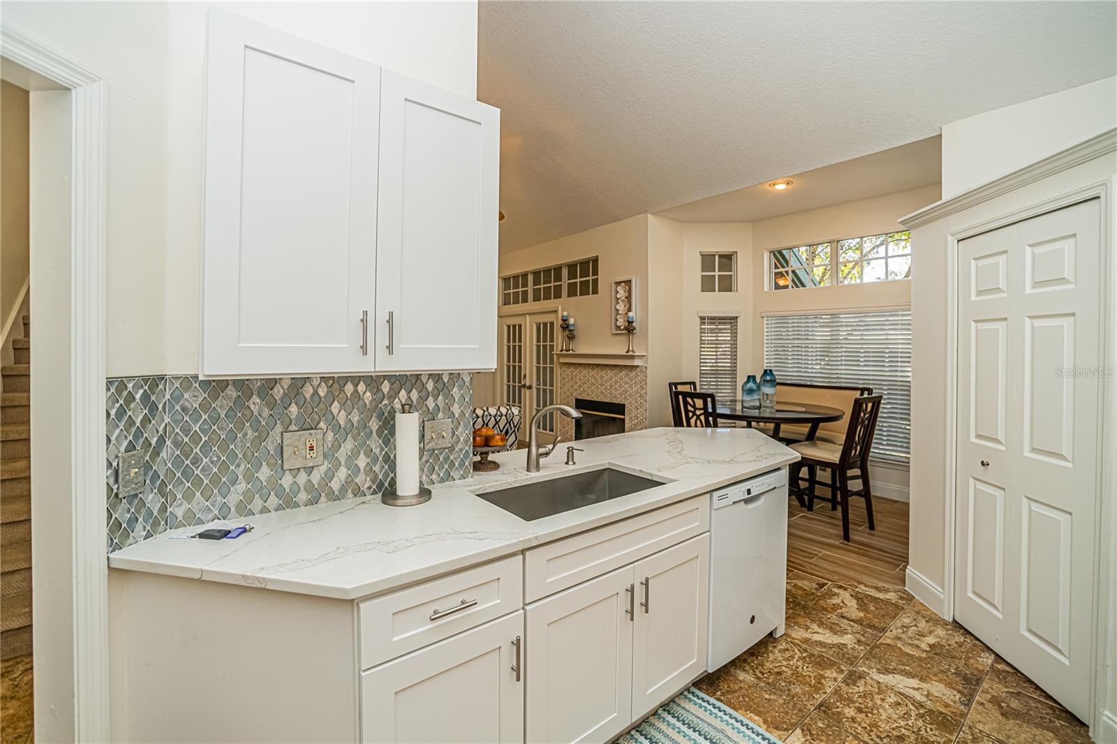 Image 12 of 34 For 123 Becket Lane 123