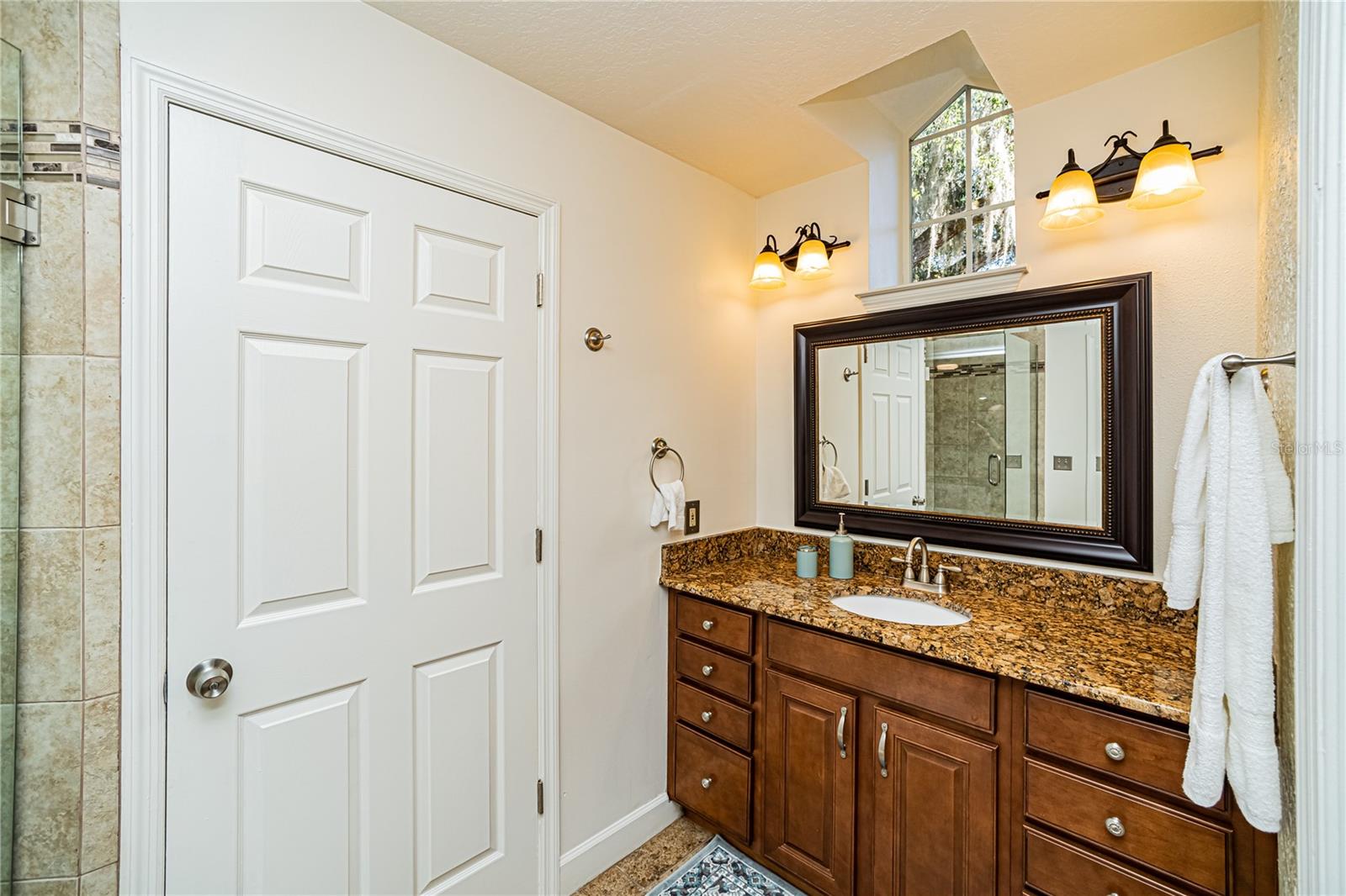 Image 16 of 34 For 123 Becket Lane 123