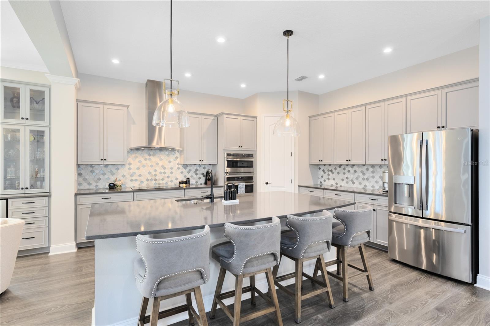 Image 10 of 53 For 13324 Stoddart Avenue