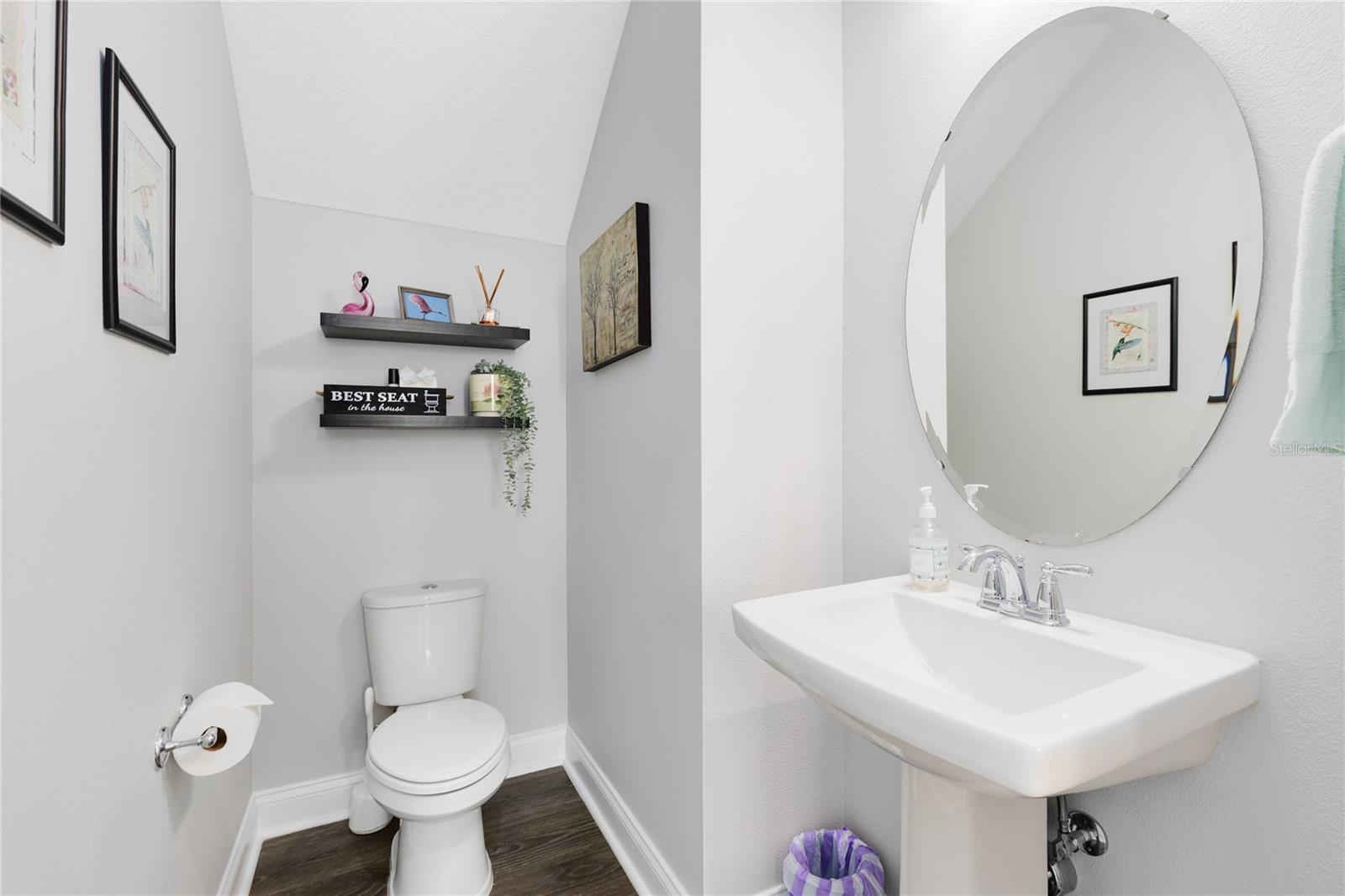 Image 21 of 53 For 13324 Stoddart Avenue