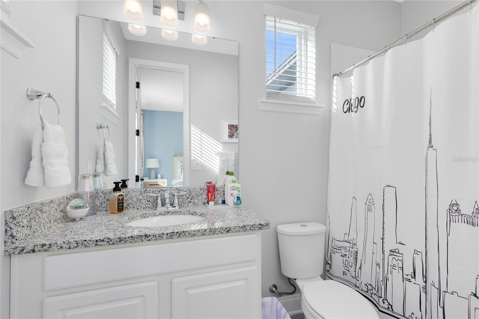 Image 27 of 53 For 13324 Stoddart Avenue