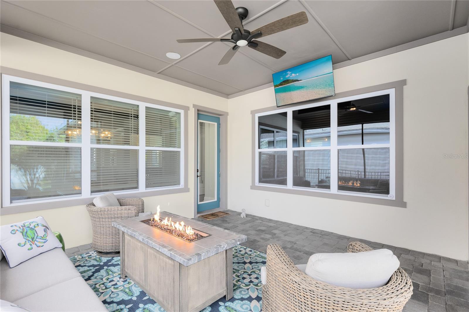 Image 32 of 53 For 13324 Stoddart Avenue